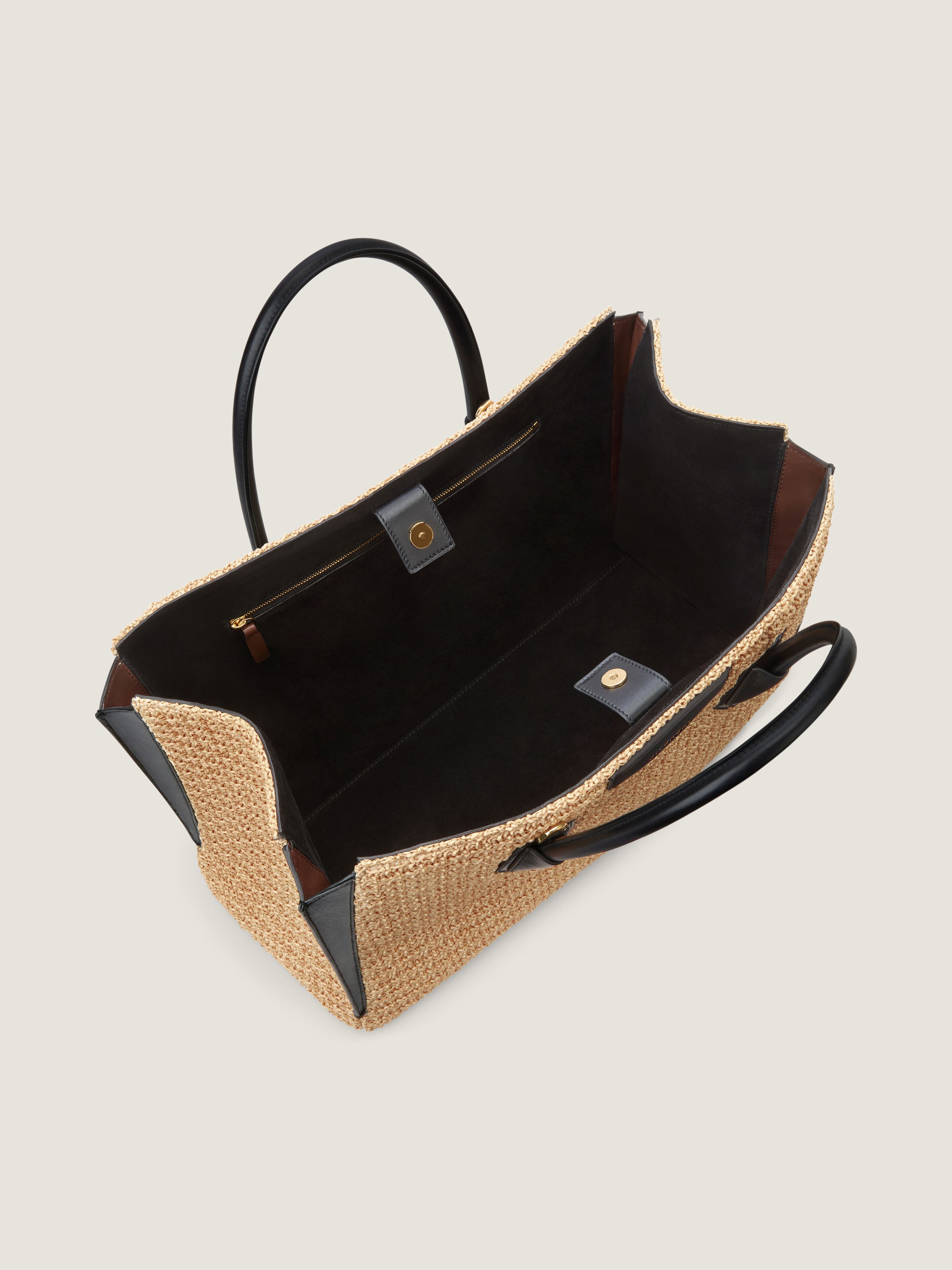 Medium Antigona Catchall raffia-effect bag | Givenchy US | Givenchy