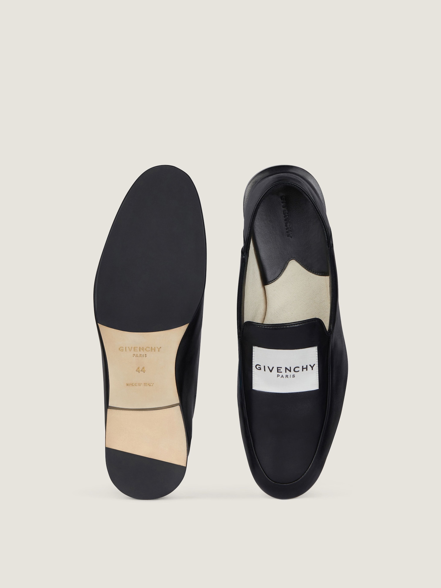 Label loafers in shiny leather in - black - BH203DH1WV-001 