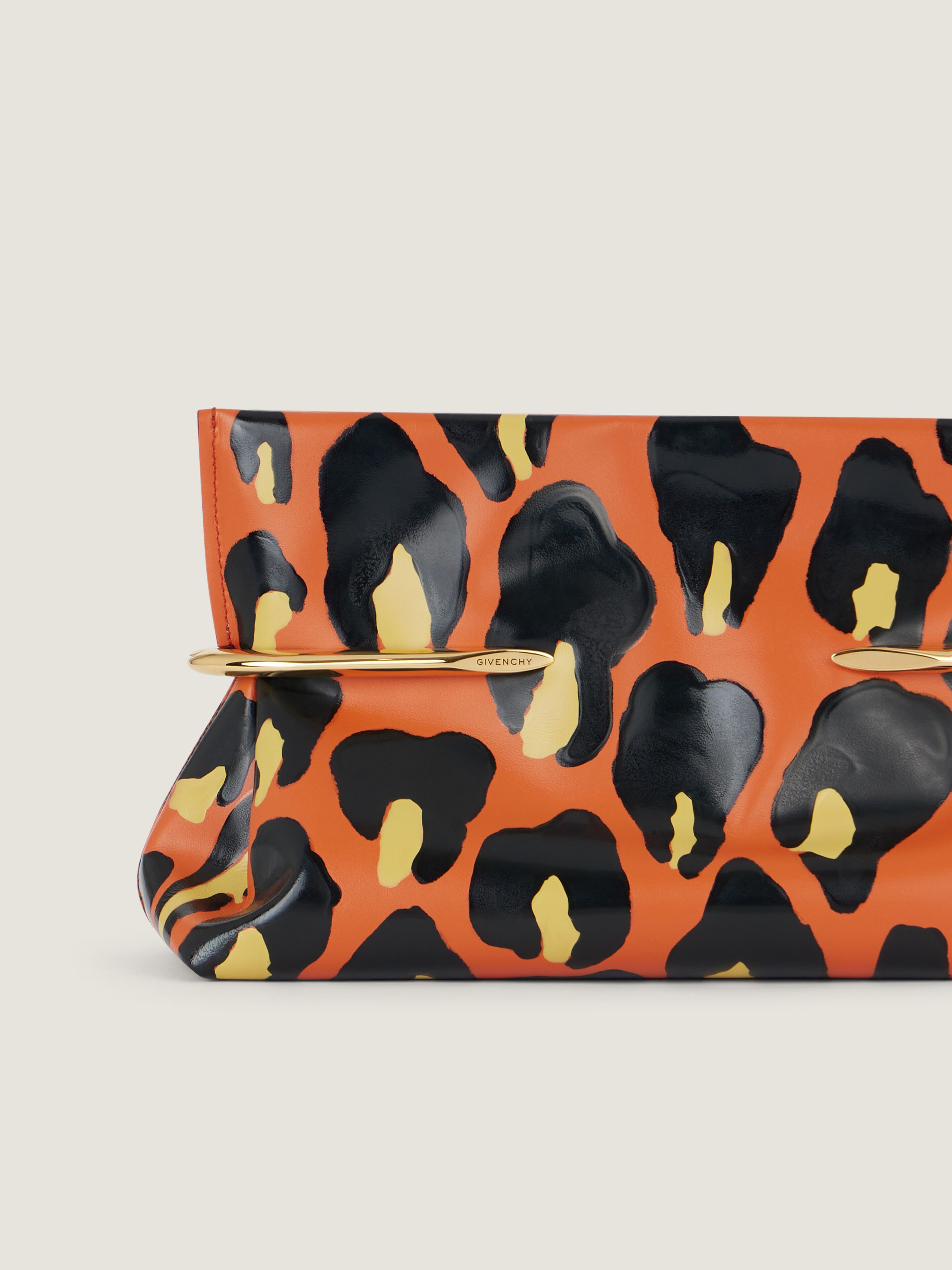 Pinch Soft clutch in nappa leather with leopard print in - black