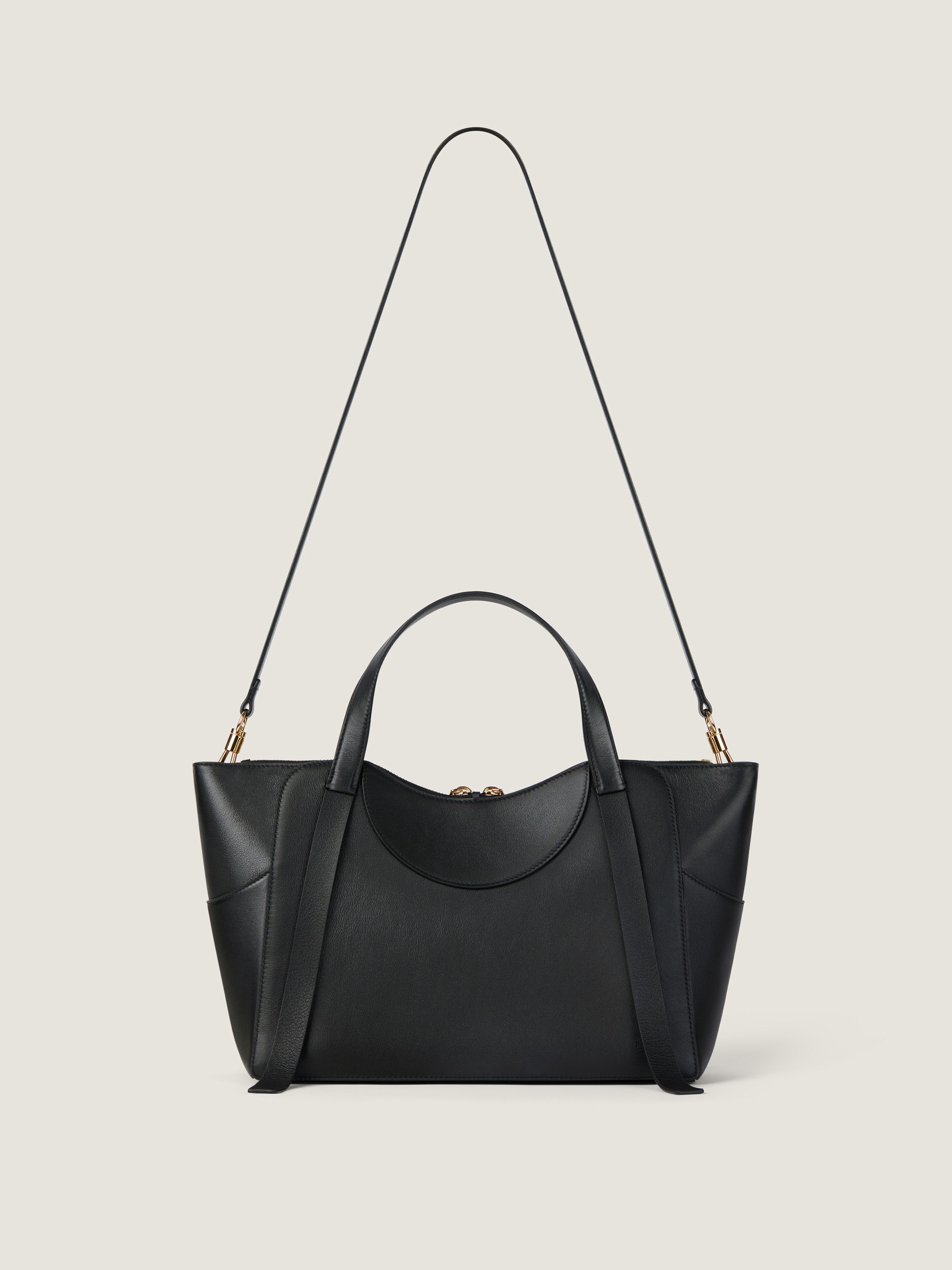 Medium The Snatch bag in grained leather | Givenchy DE | Givenchy