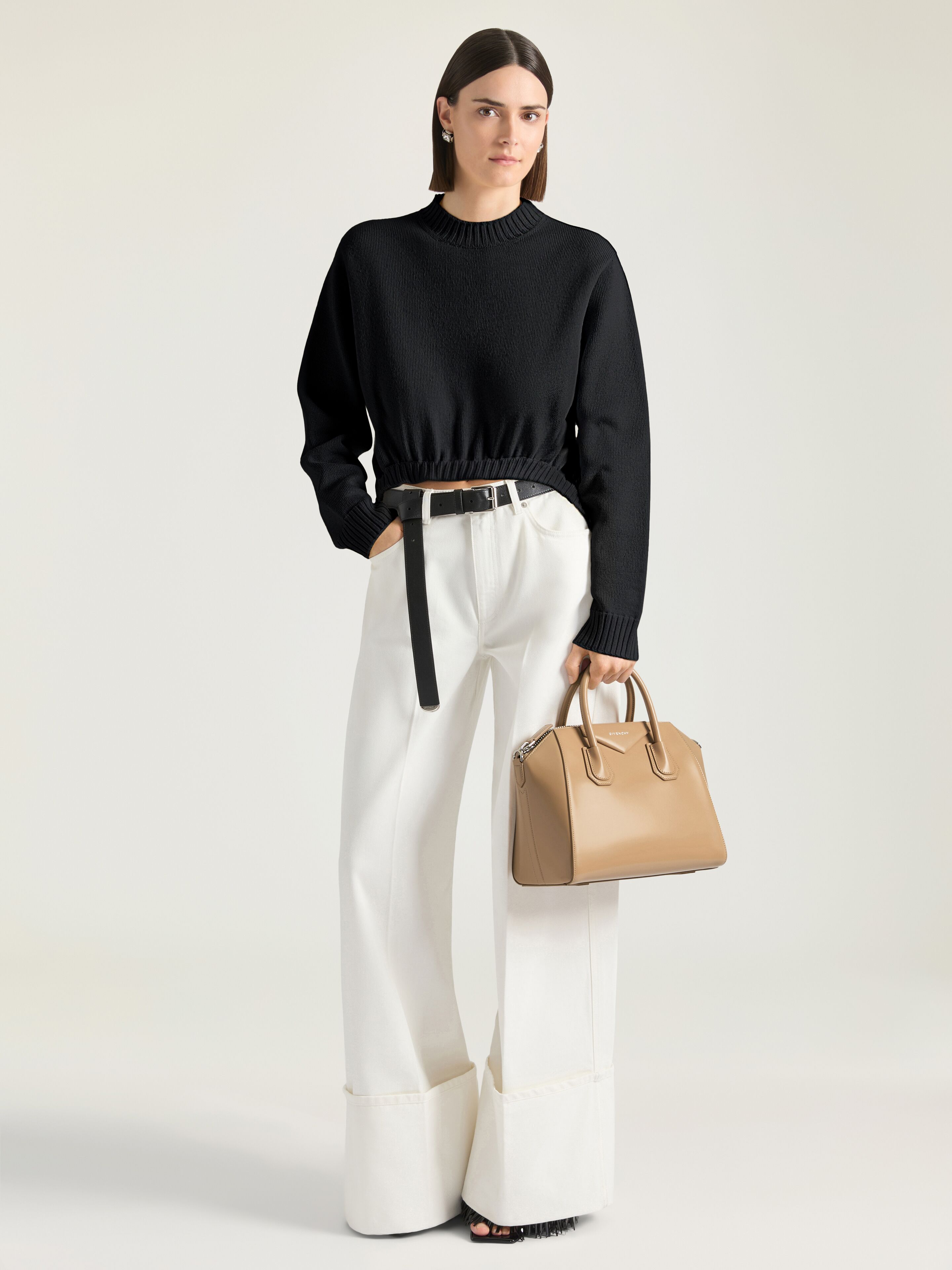 Small Antigona bag in Box leather in - sand - BB5149B00D-285