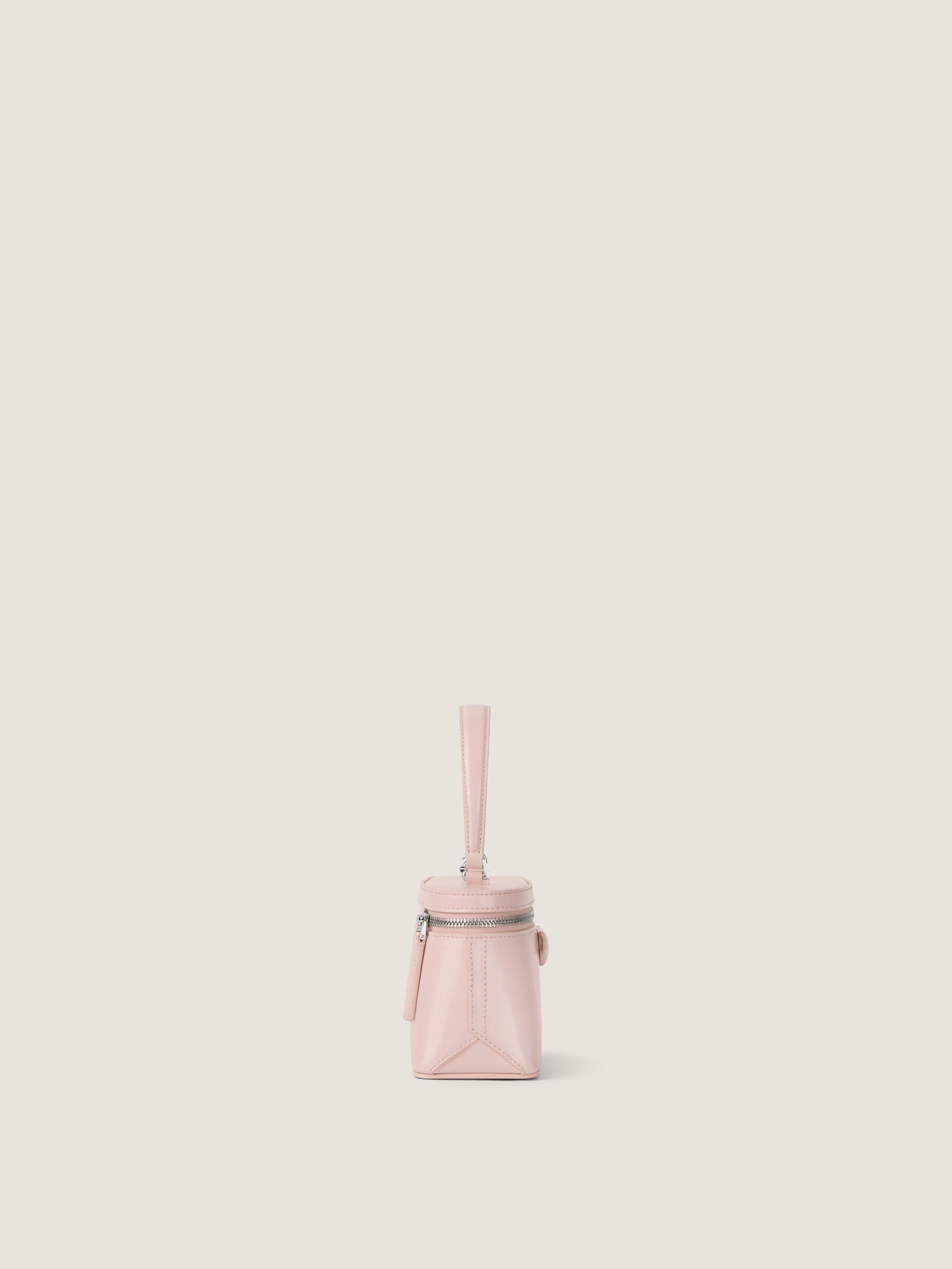 Antigona vanity bag in Box leather with chain in - baby pink