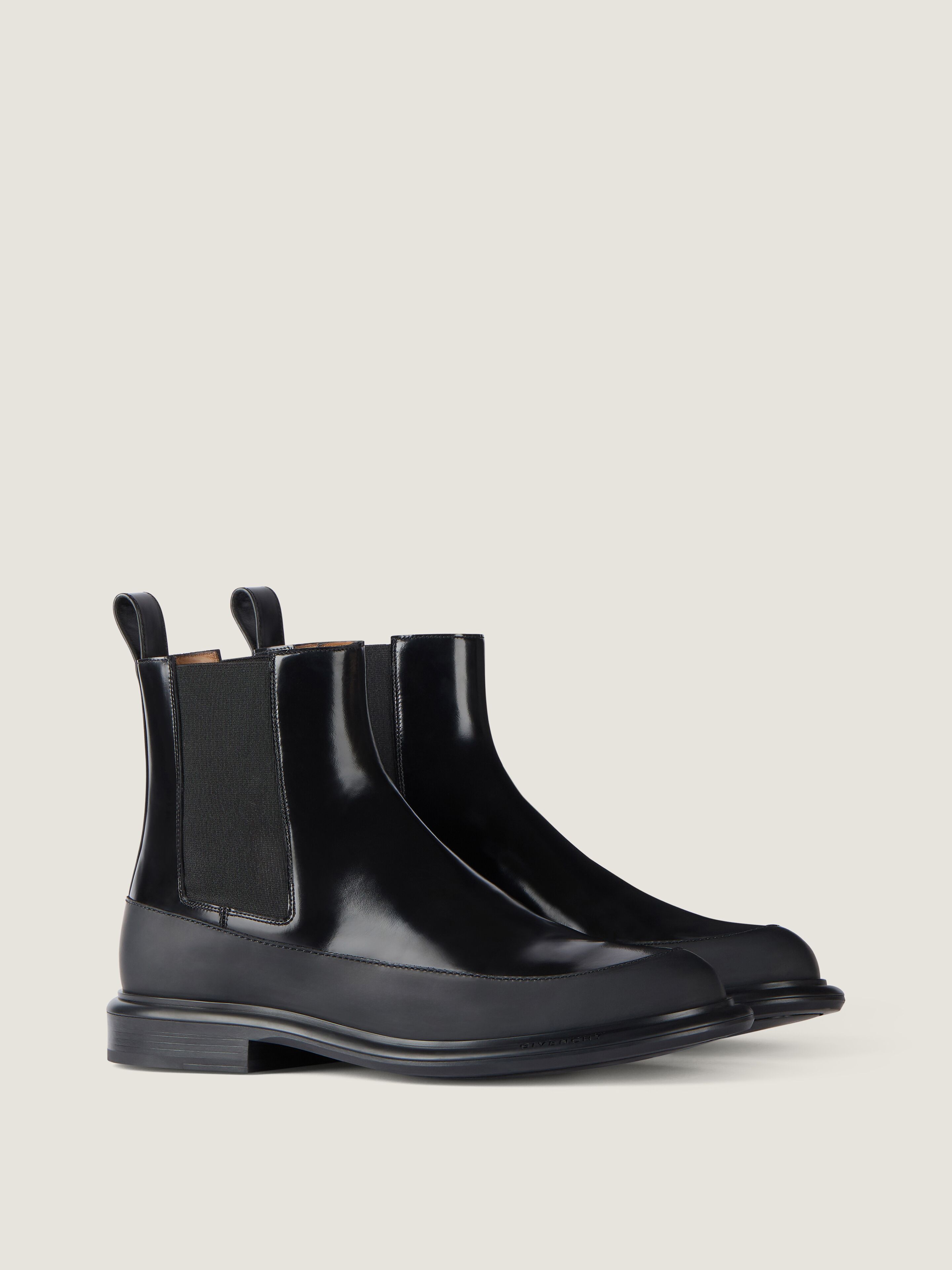 Gent chelsea boots in brushed leather in - black | Givenchy US