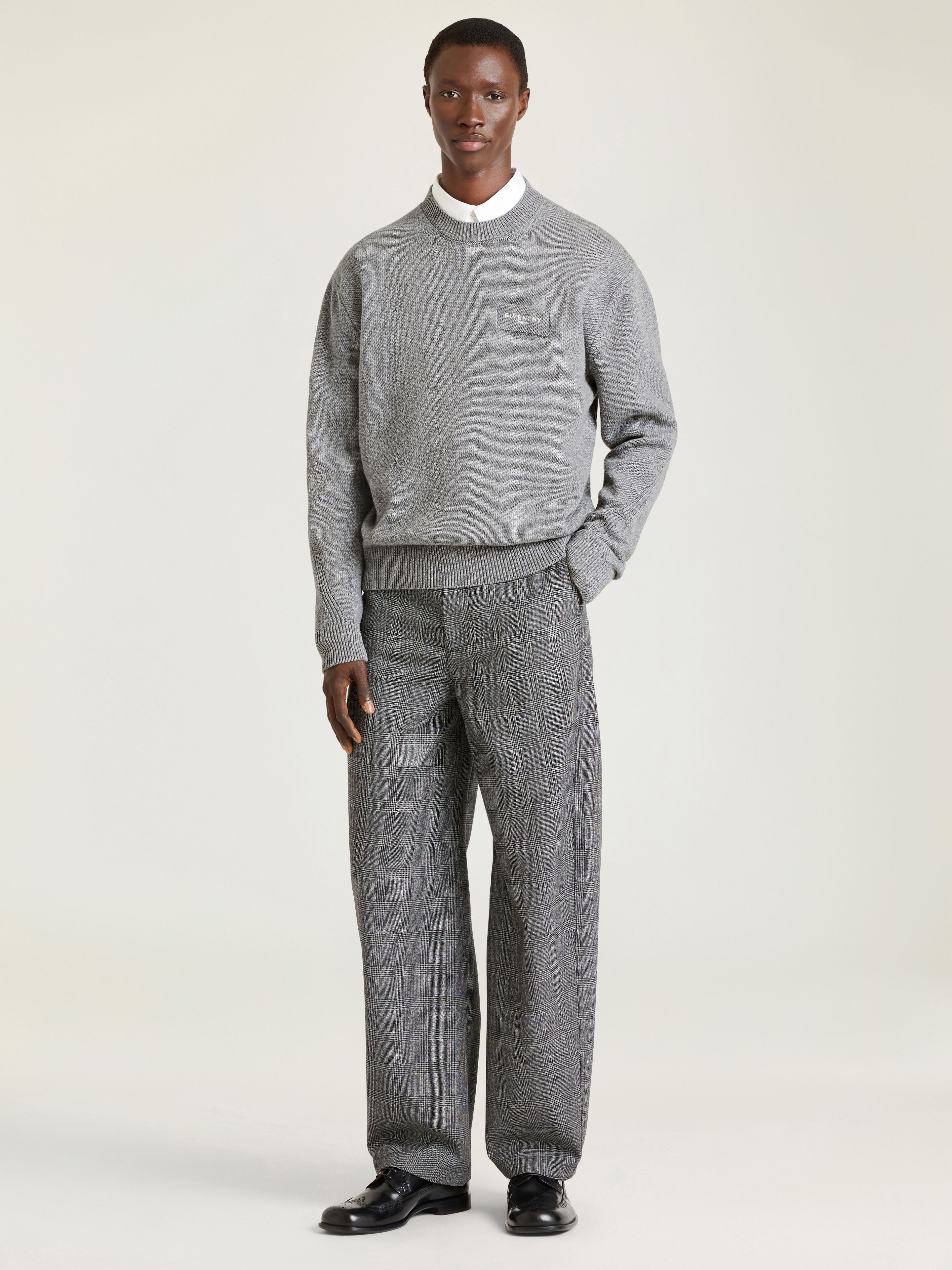 Couture Seam sweater in wool and cashmere | Givenchy US | Givenchy