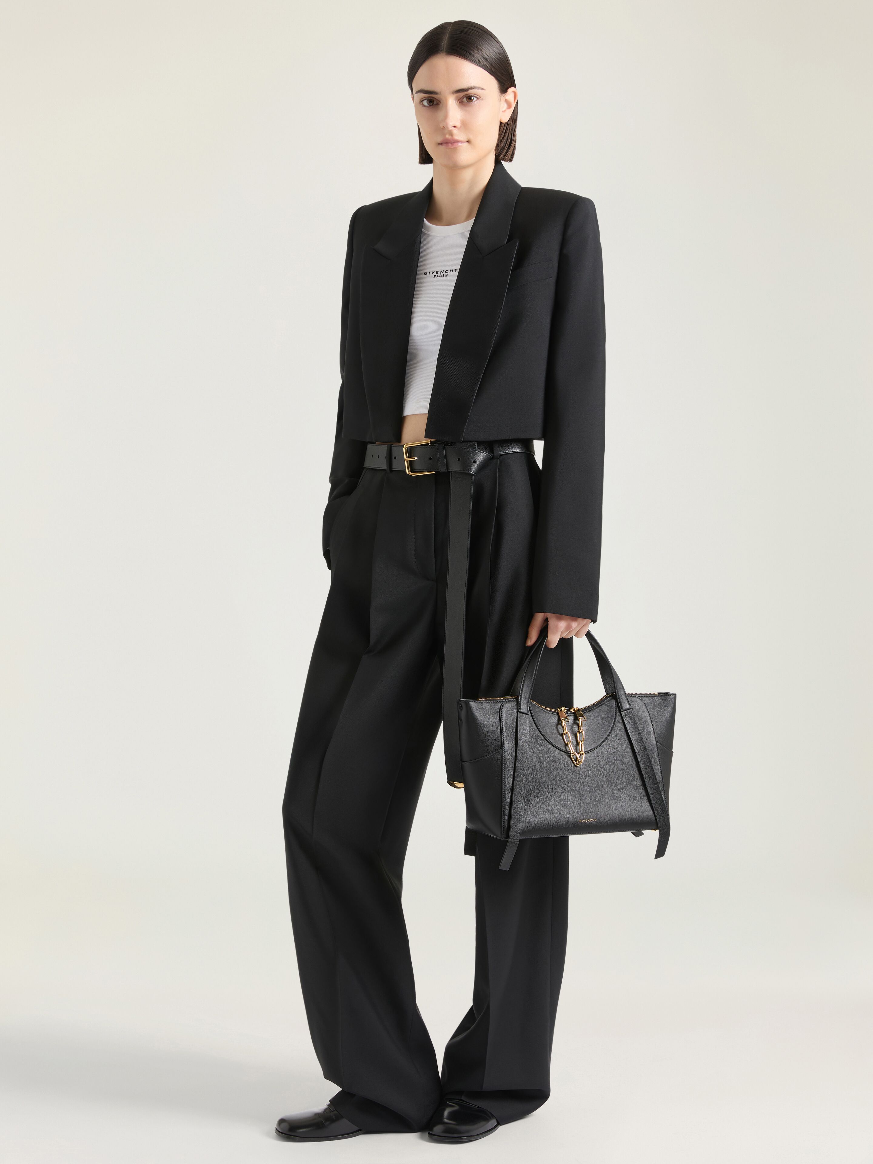 ザ・スナッチ ミディアム グレインレザー - ブラック BB516SB2DK-001