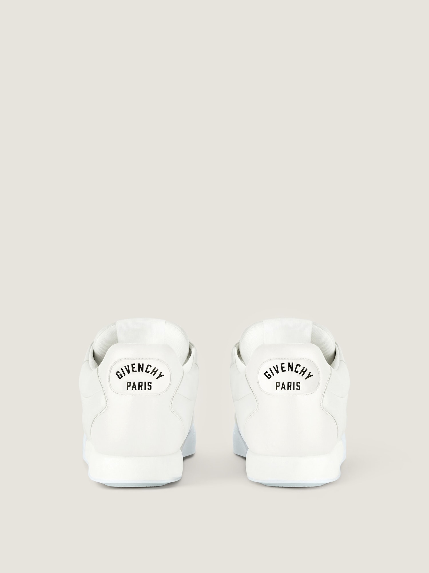 Givenchyパフィヤード ナッパレザー スニーカー - ホワイト BH00B7H1XT 