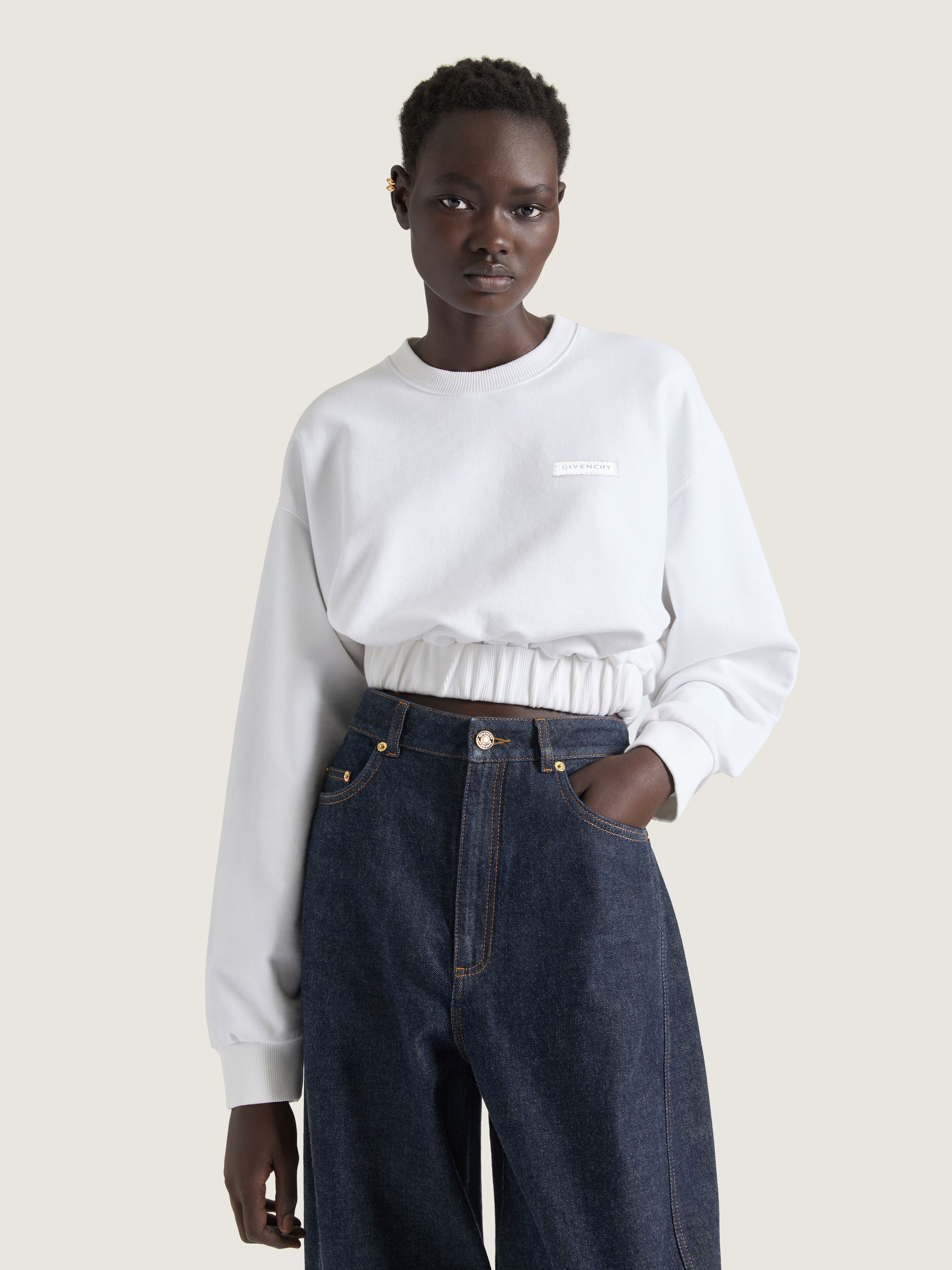 Givenchy ロゴアップリケ スウェットシャツ Givenchy ロゴアップリケ スウェットシャツ