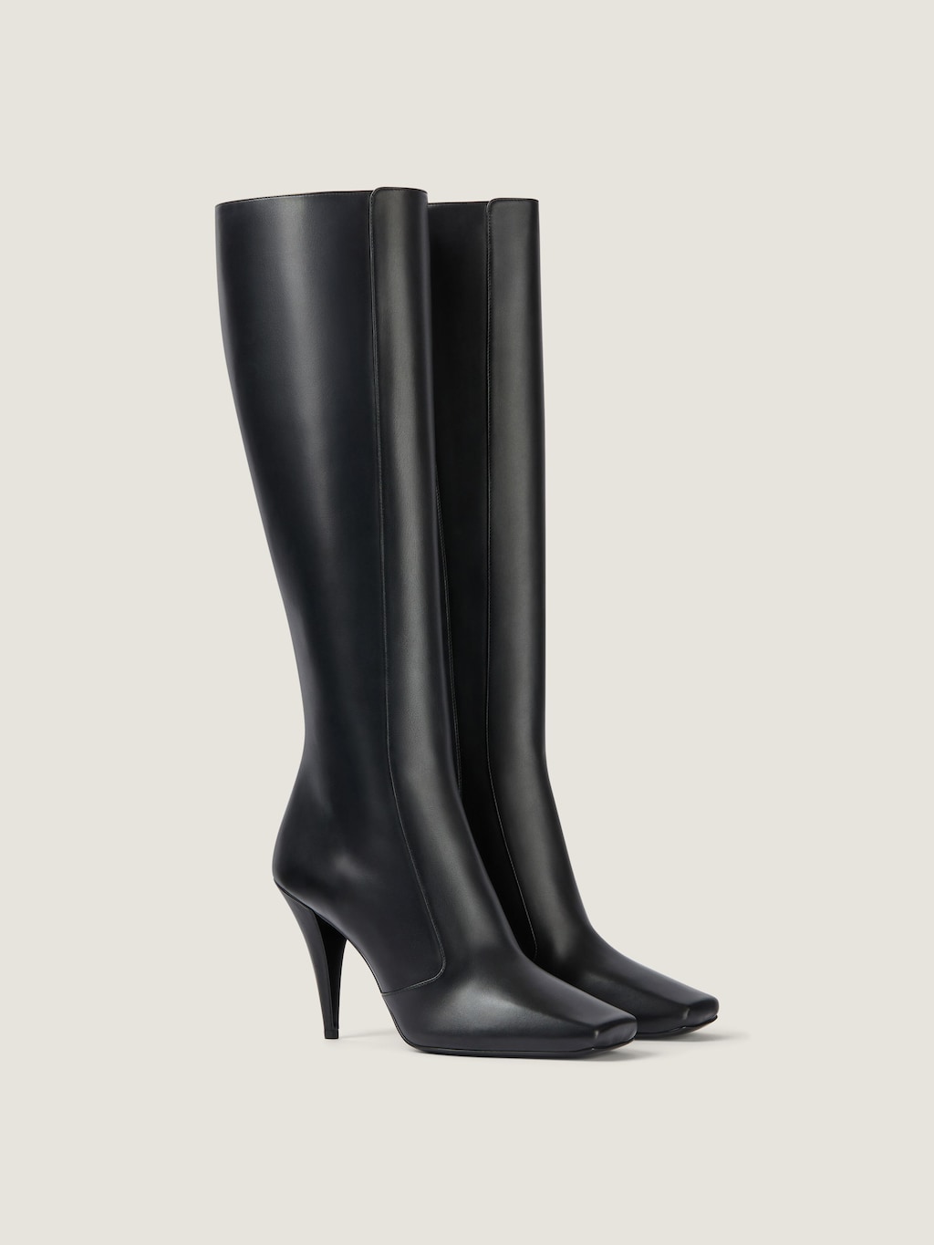 Guida agli stivali di tendenza per l'autunno/inverno 2025 99 High Resolution JPG BE703UE1J7001 03 02