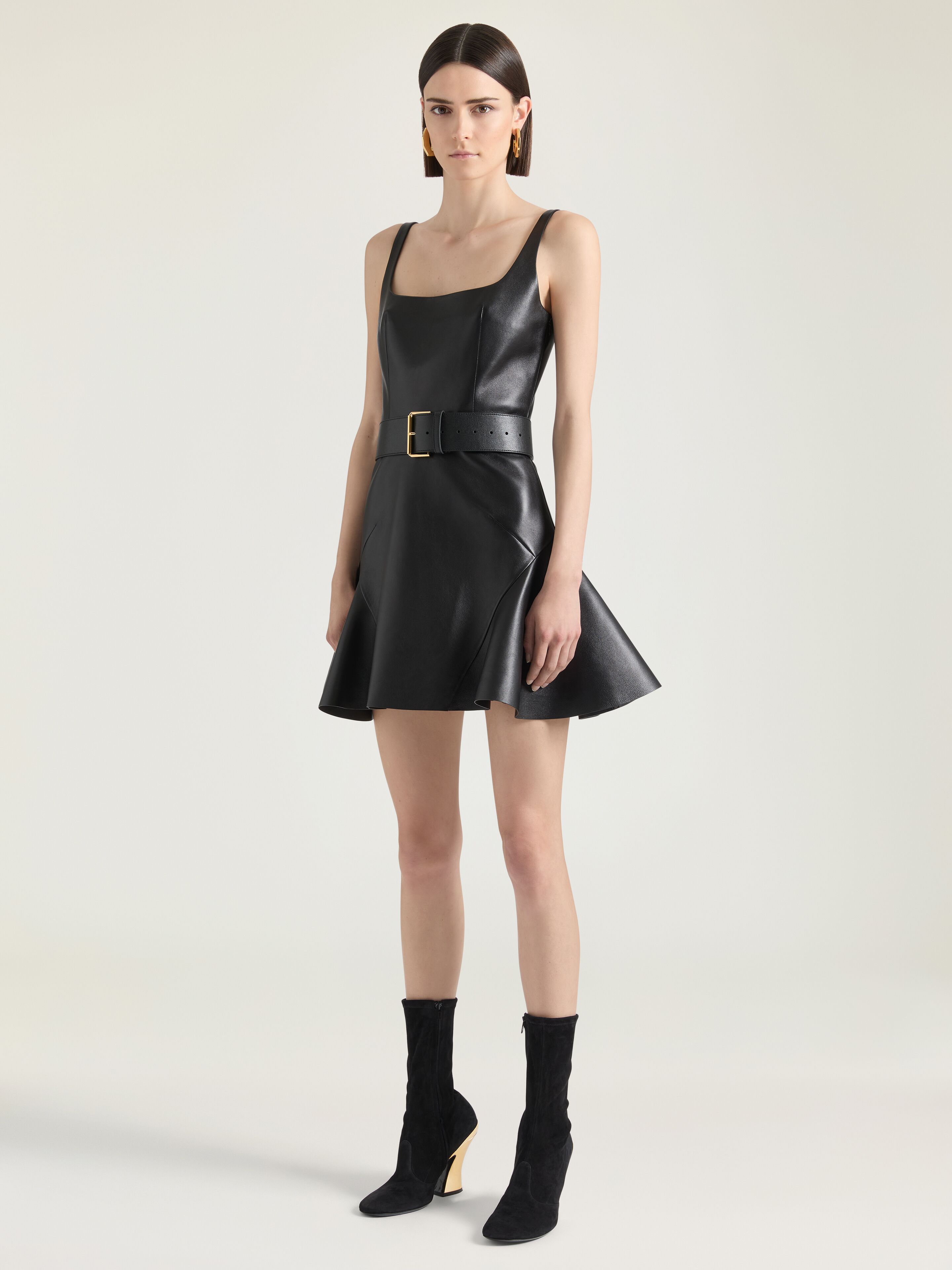 ワンピース GIVENCHY Women Short Skirts BW40UB5Y3P001 Black Givenchy Skirts Black – Visamoda