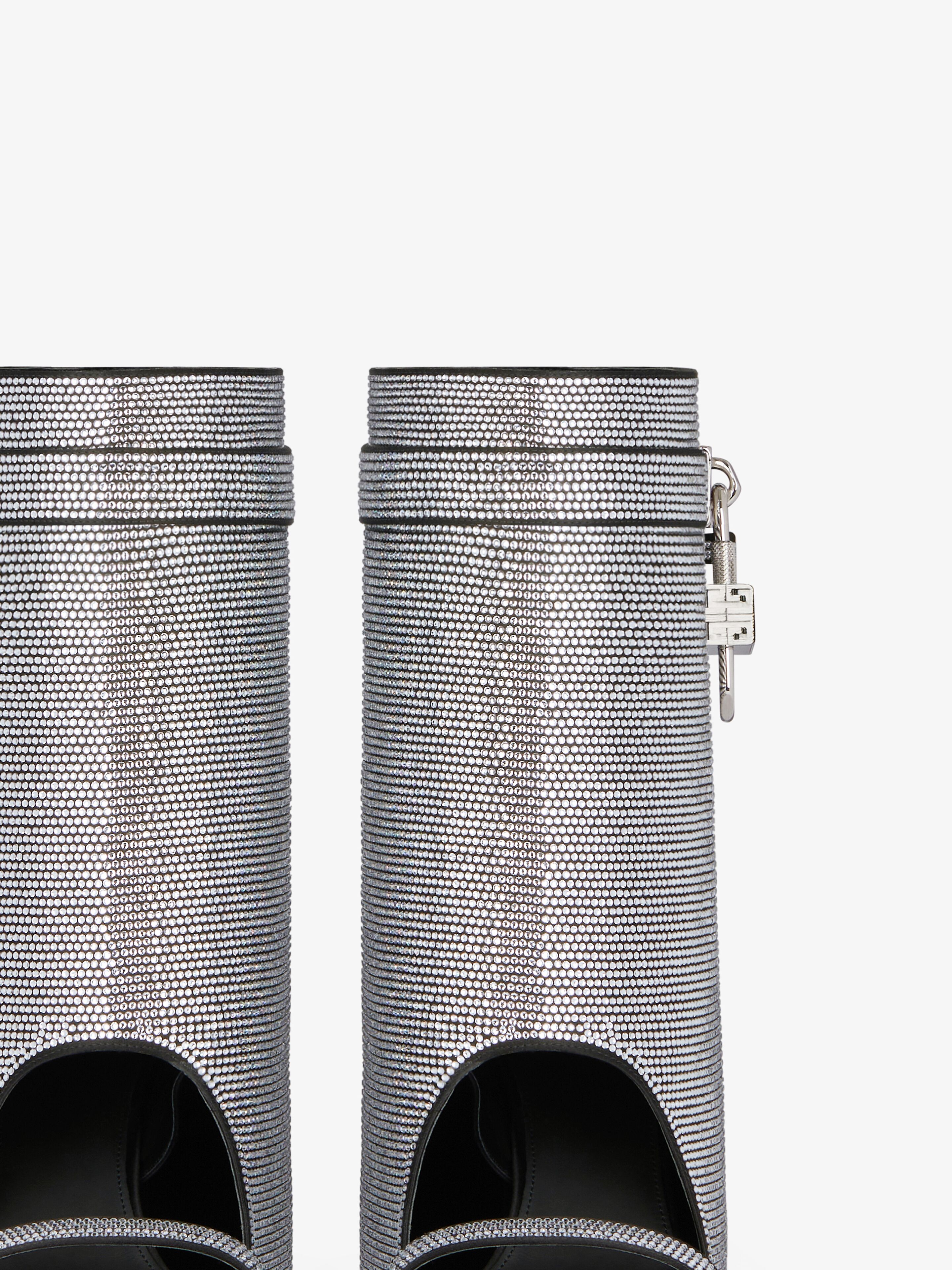GIVENCHY ロコ テホス加工 タウン スニカ BE0042E22M 257 High_Resolution_JPG-