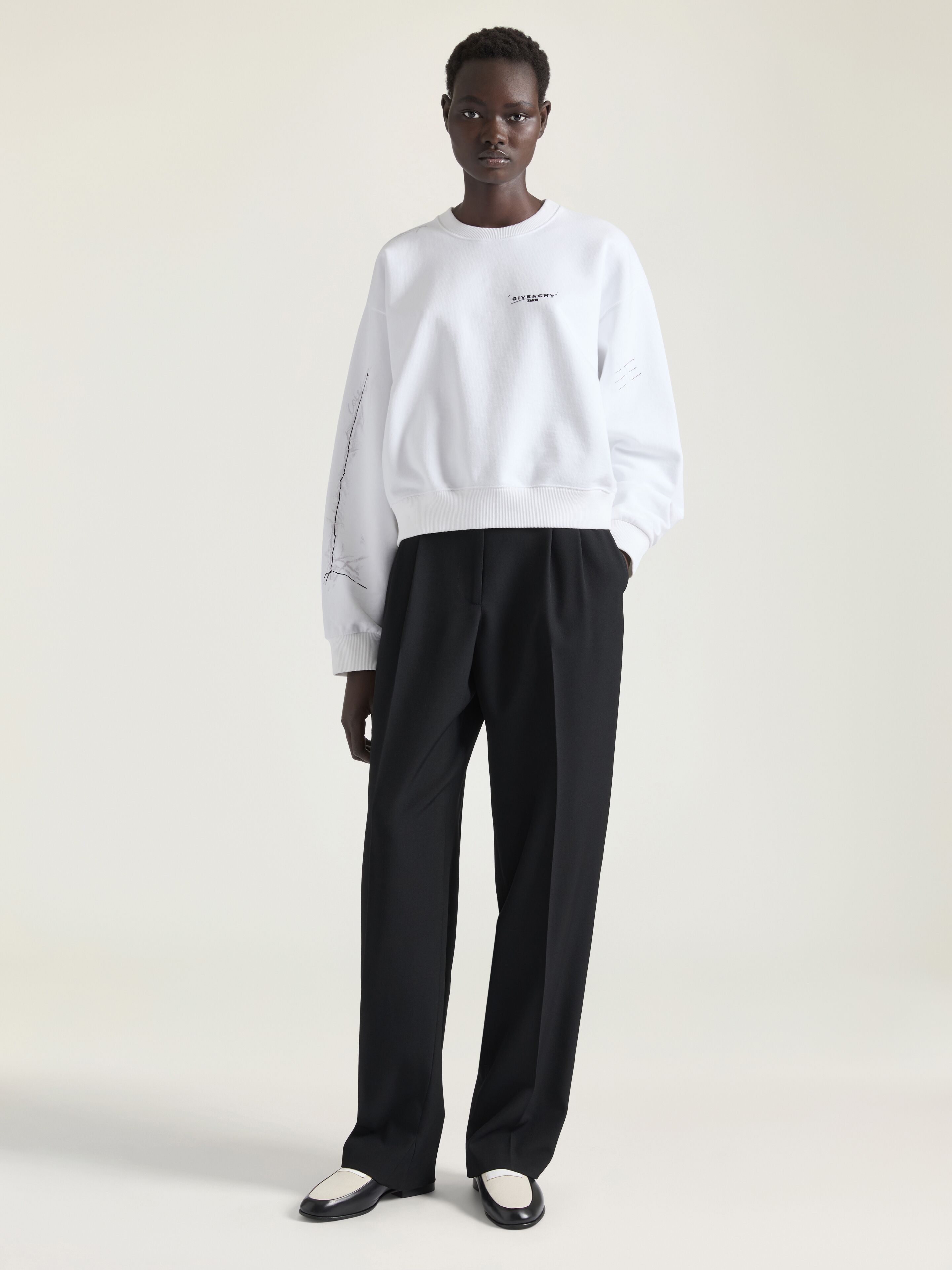 Sweatshirt in fleece with Trompe l'Œil pattern - white in - white