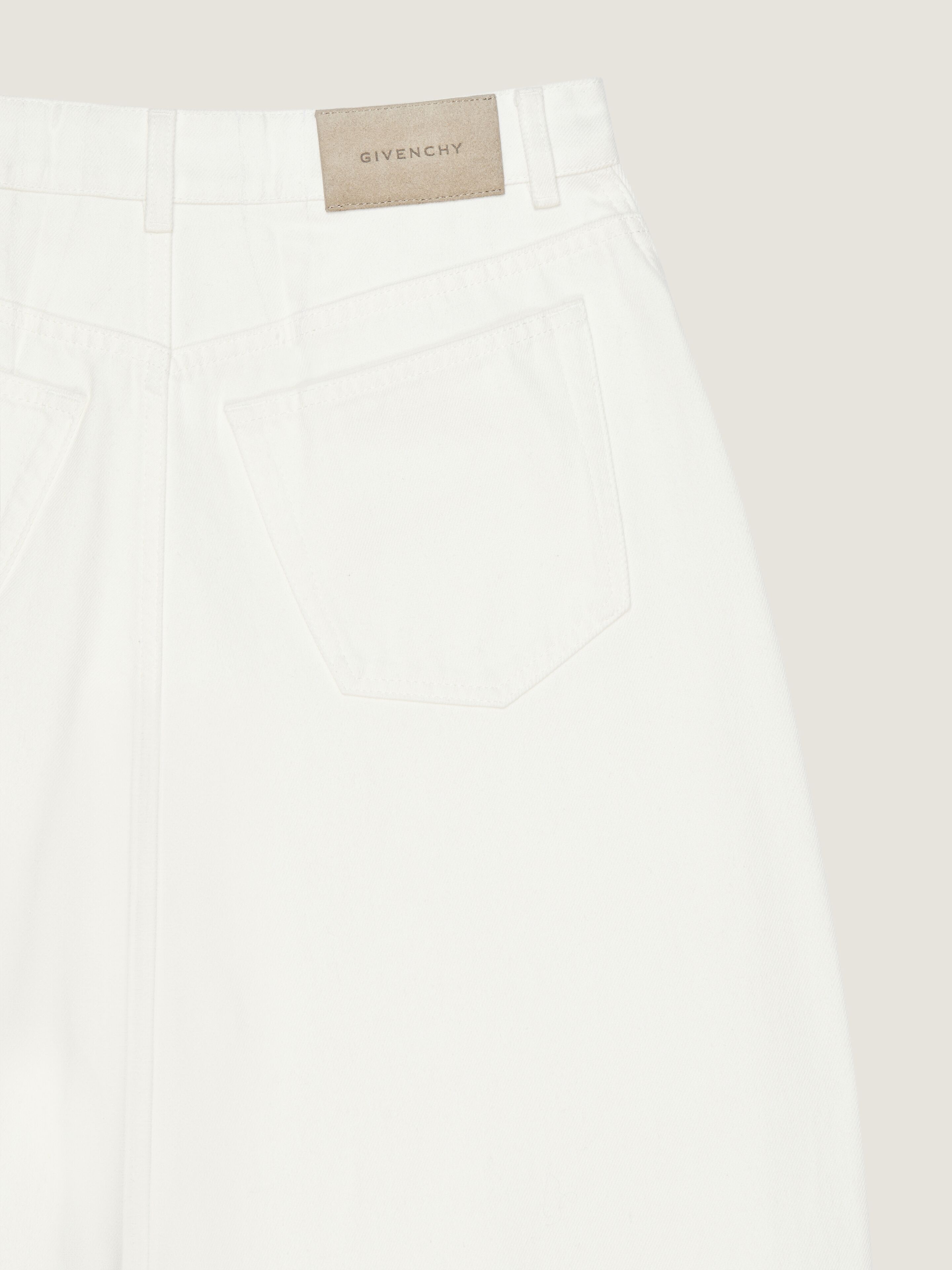 ボトムスその他 Givenchy White pleated cotton trousers ボトムスその他 Givenchy White pleated cotton trousers