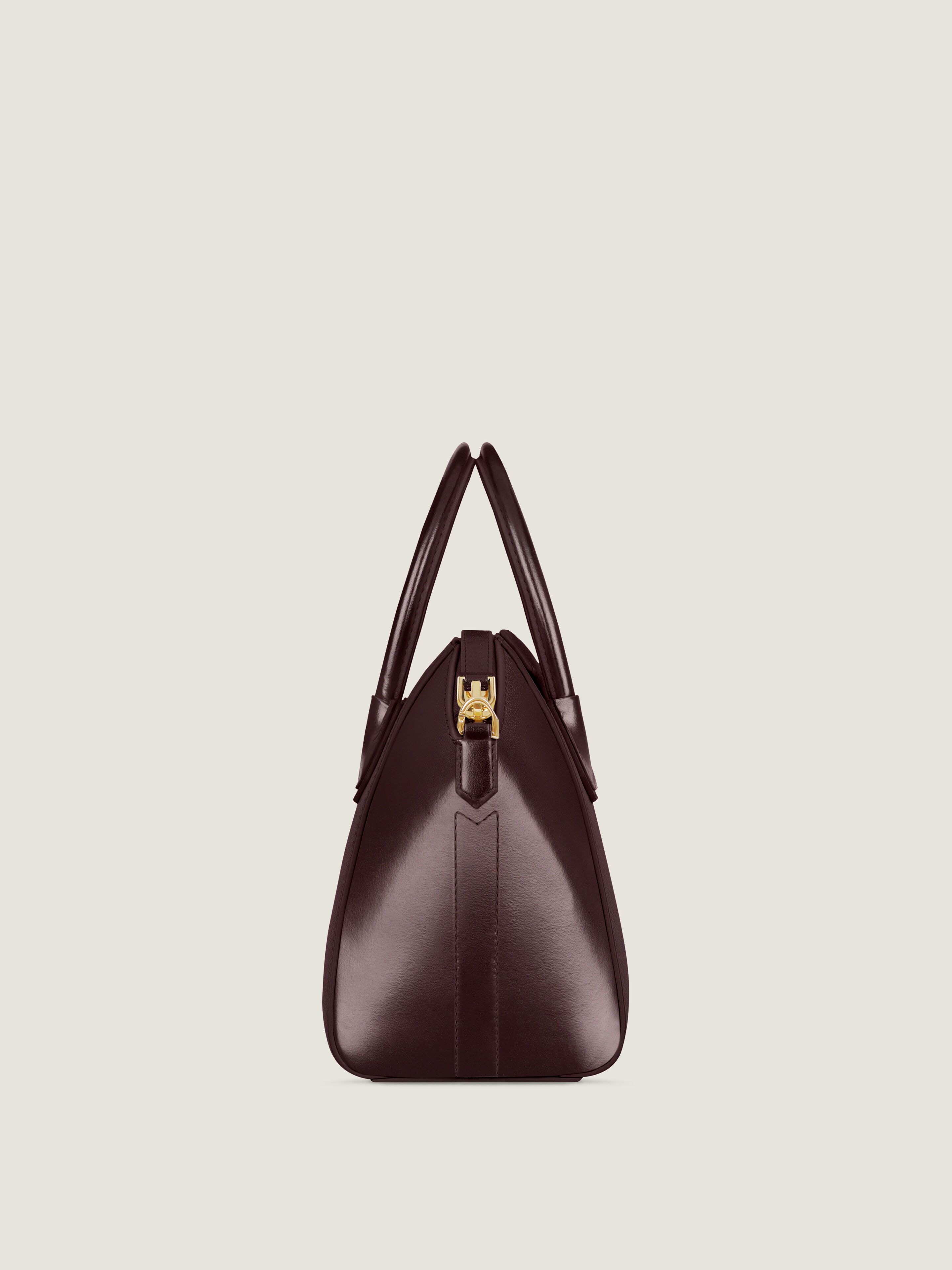 トートバッグ GIVENCHY Burgundy Leather Small Antigona Handbag Givenchy Burgundy Antigona Small Bag – THE CLOSET