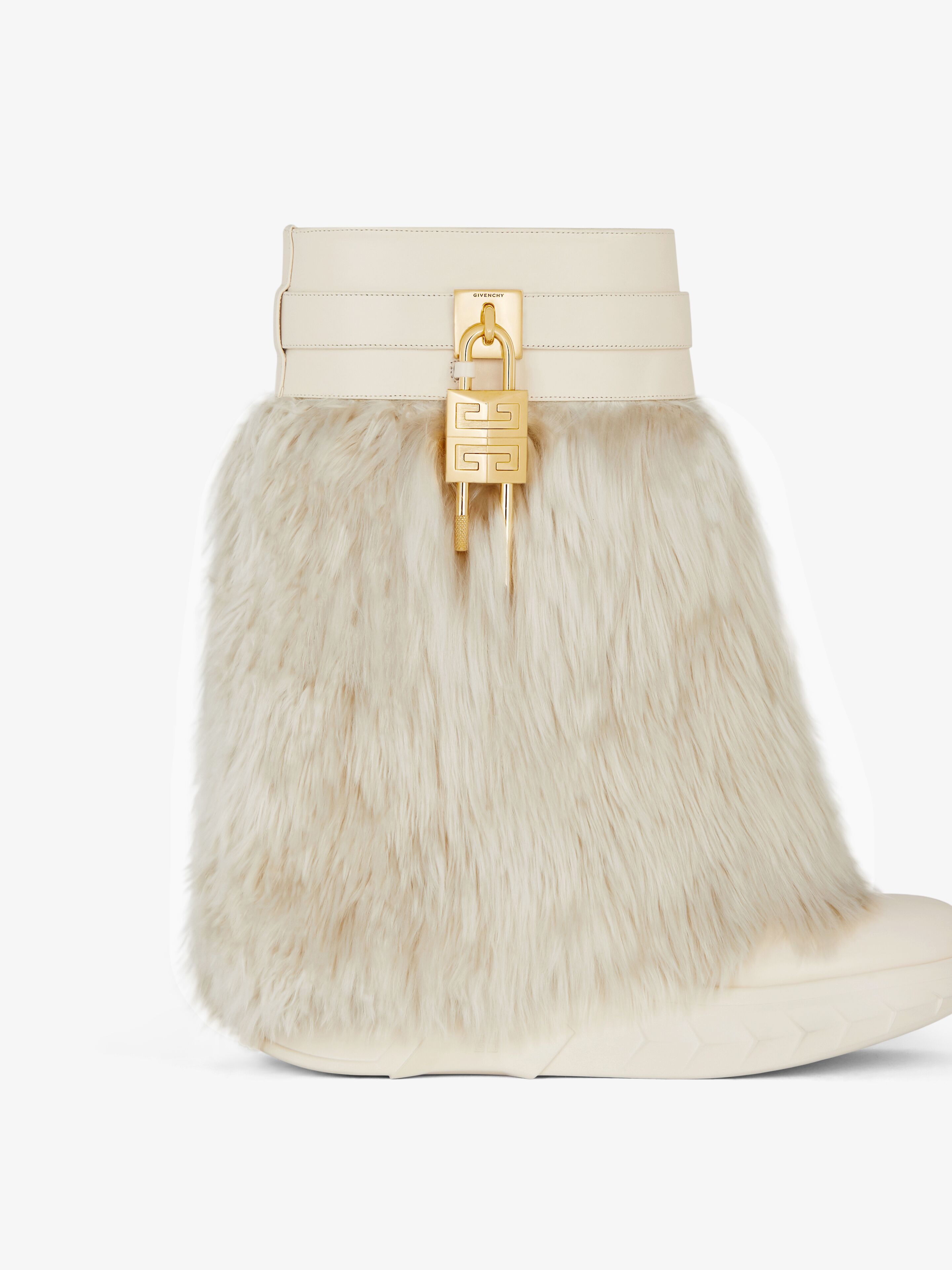 GIVENCHY Nouvelle Boutique ファーコート