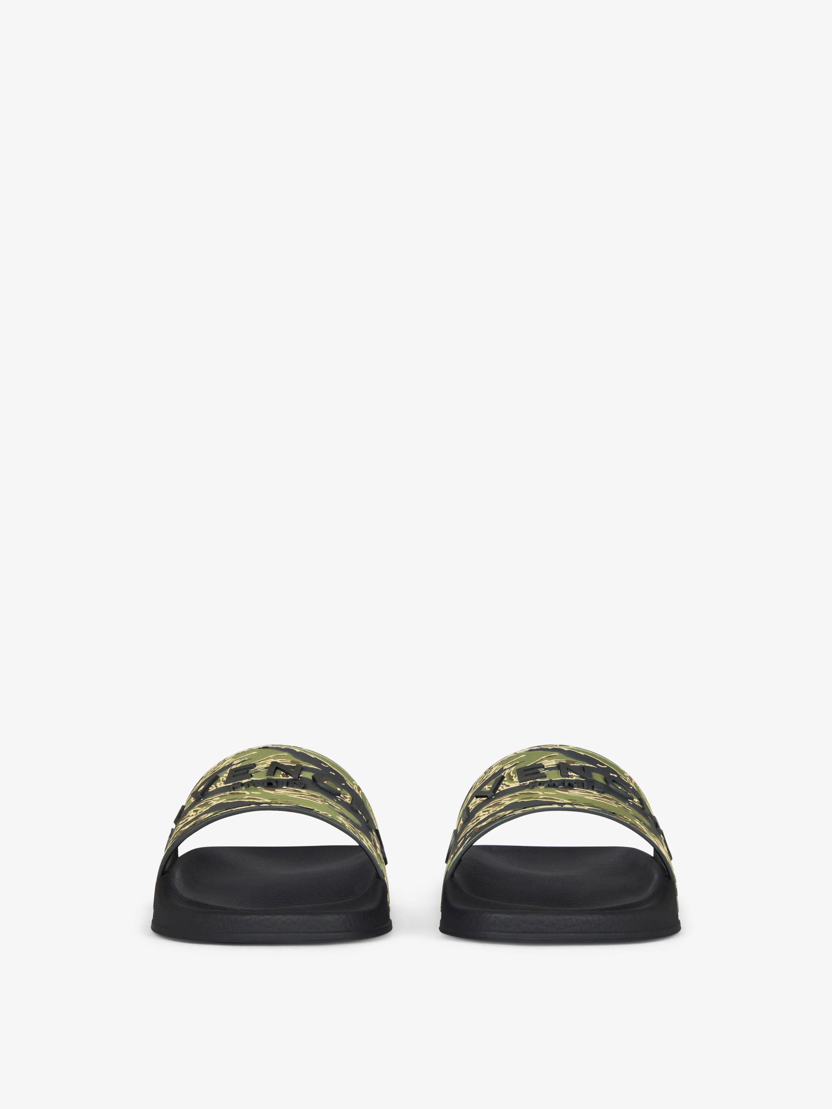 Slide flat mules in rubber with camo print in - black/khaki Slide flat mules in rubber with camo print in - black/khaki