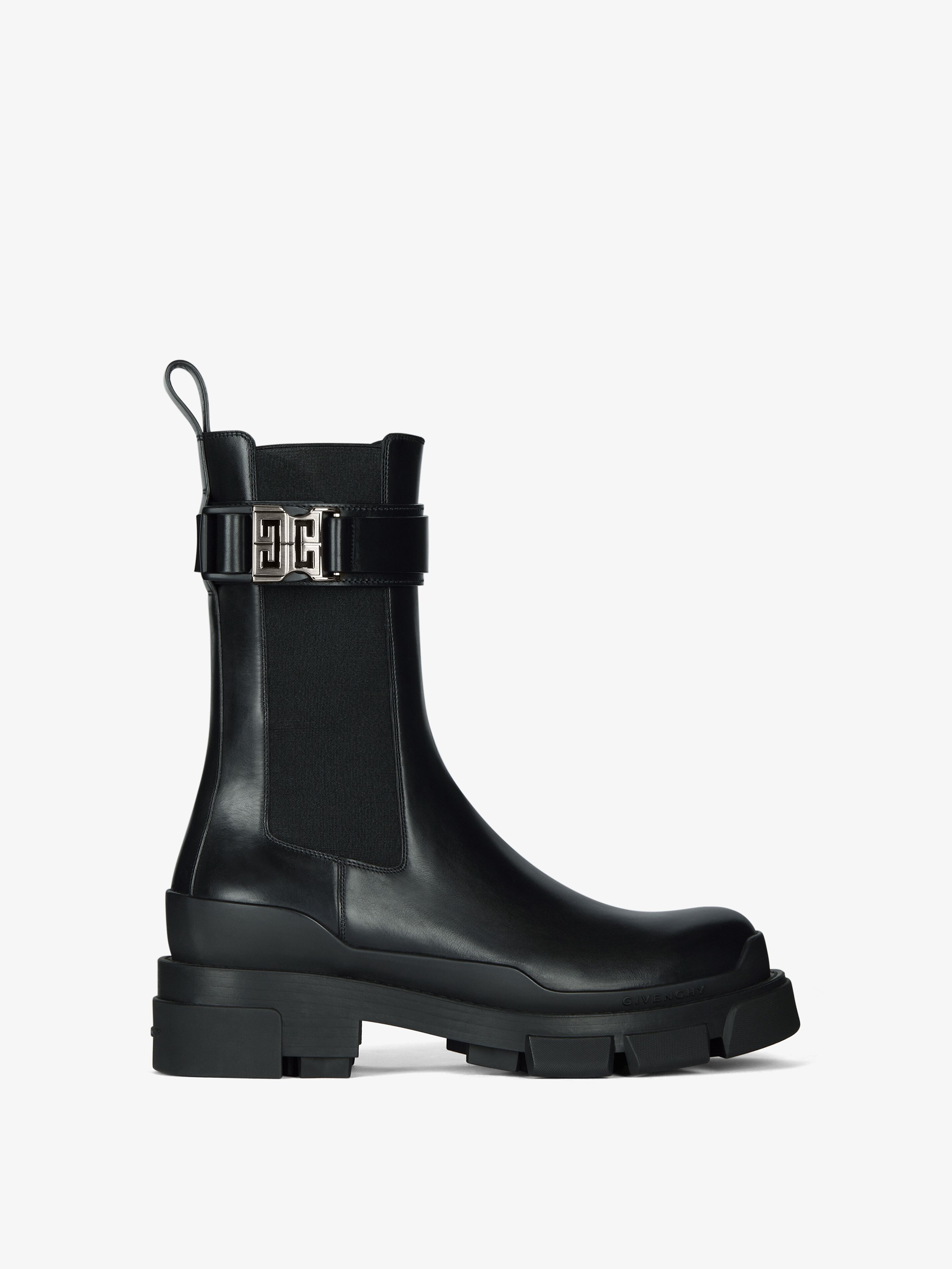Shop Givenchy Terra Chelsea Boots In Leather In Black