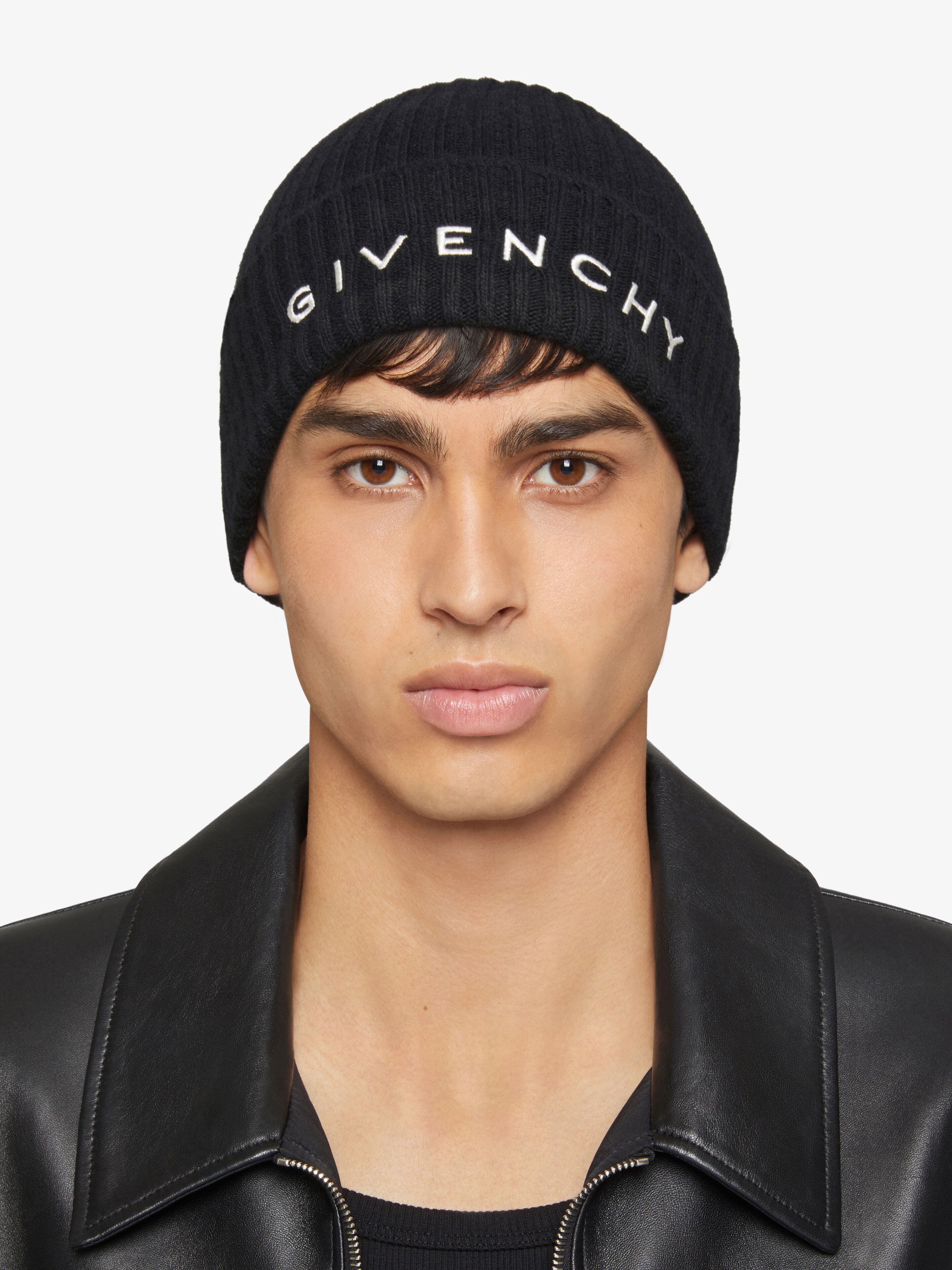 GIVENCHY 4G beanie in wool and cashmere | Givenchy CA | Givenchy