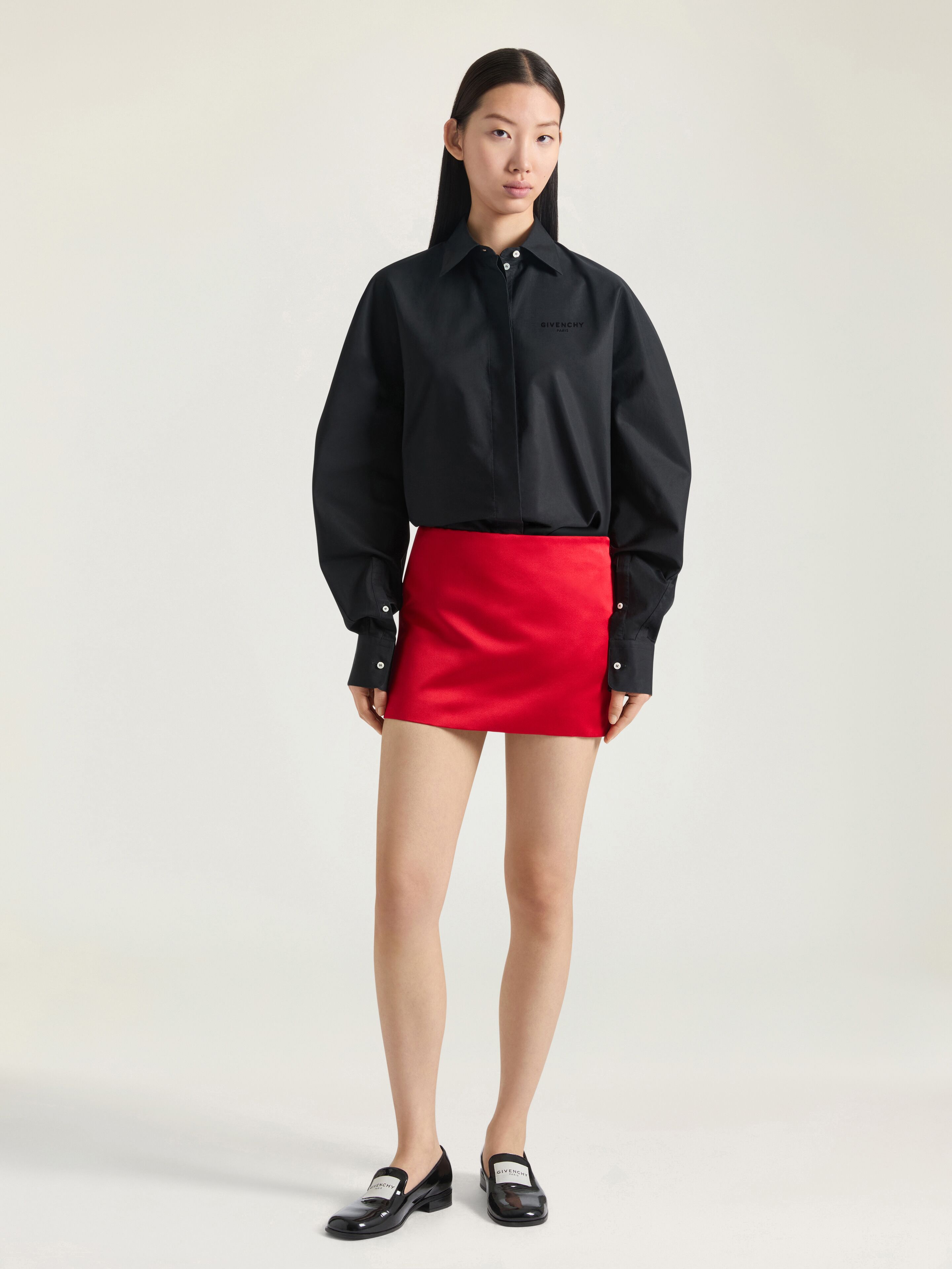 Mini skirt in satin in - vermillon | Givenchy US