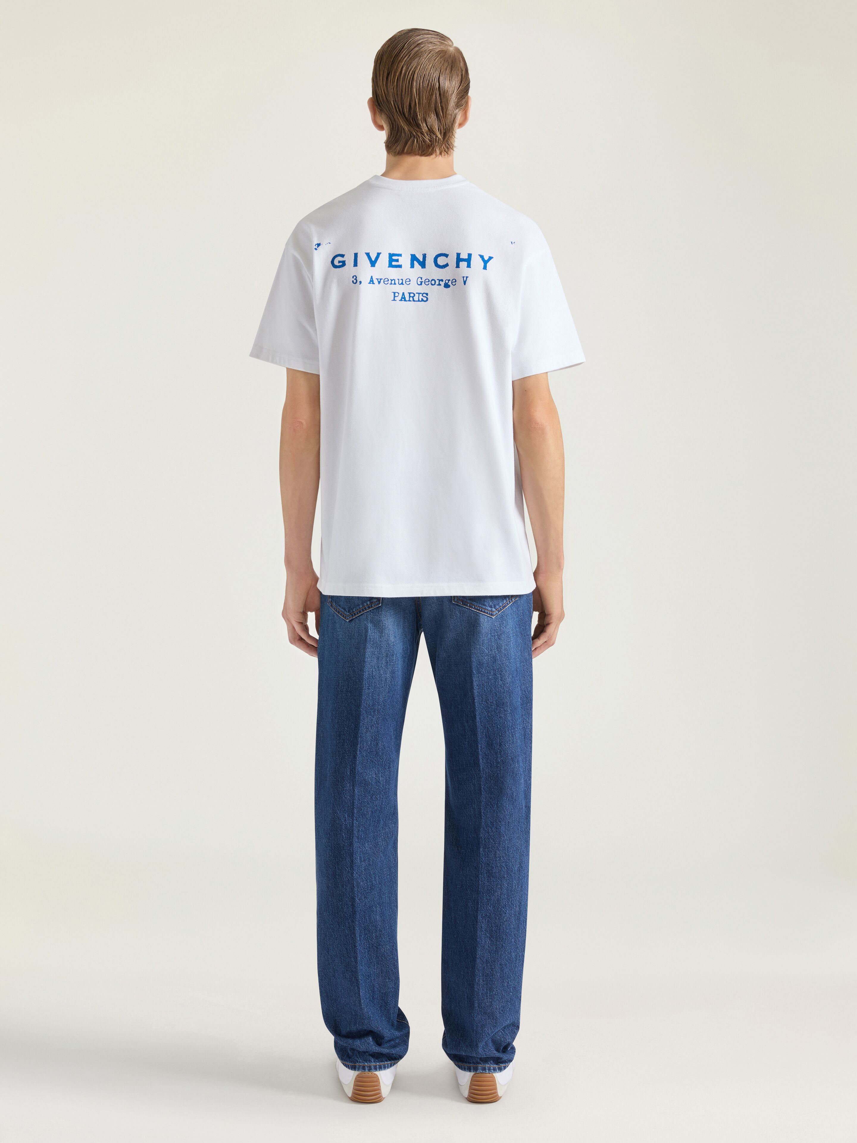 【関税&送料込み】Givenchy Cotton T-Shirt With Stamp Print T-shirt in cotton with GIVENCHY Stamp print in - white