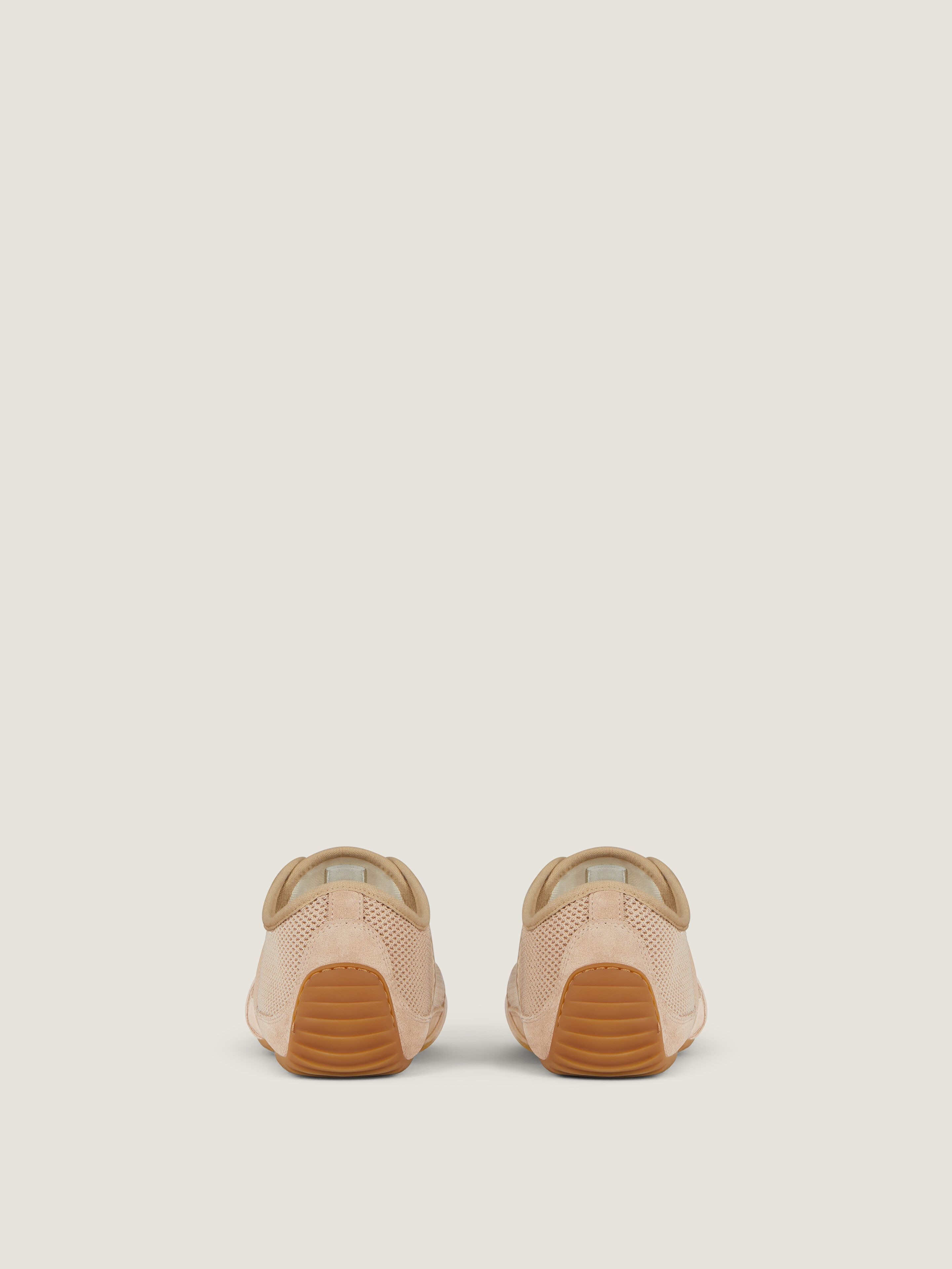スニーカー GIVENCHY Women Sneakers BE004CE2BX 118 Beige G Move Sneakers – Antonioli.eu