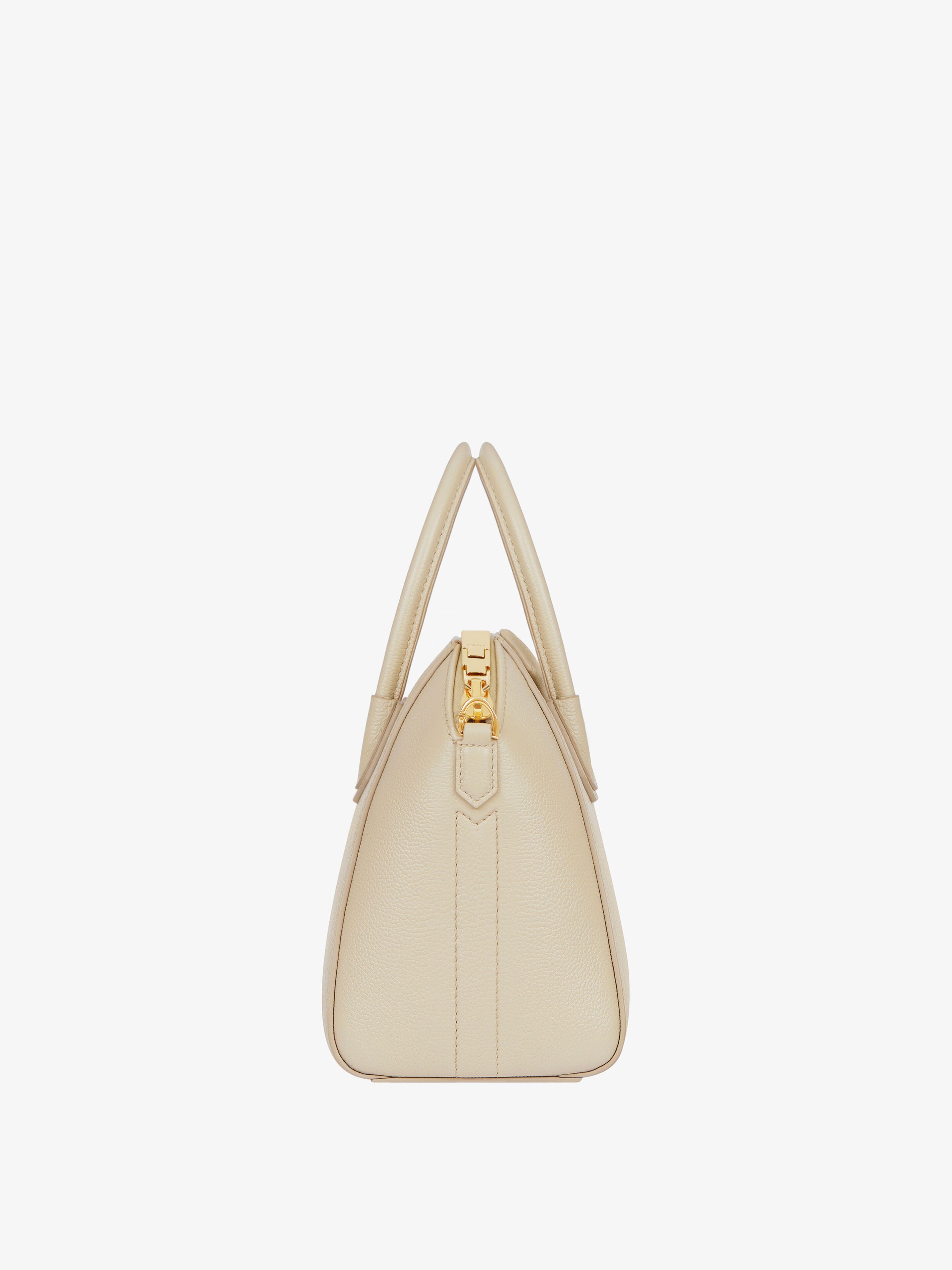 Small Antigona bag in grained leather in - natural beige