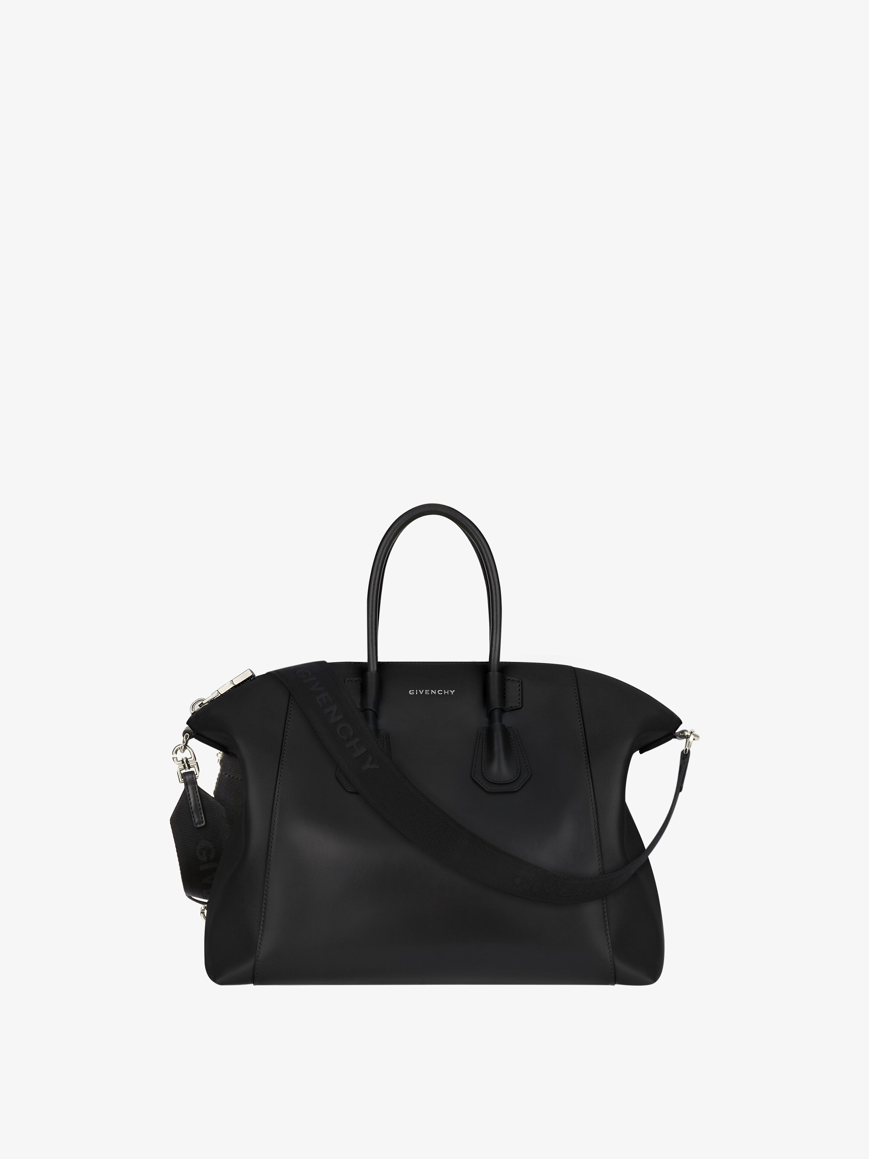 Small Antigona Sport bag in leather - black