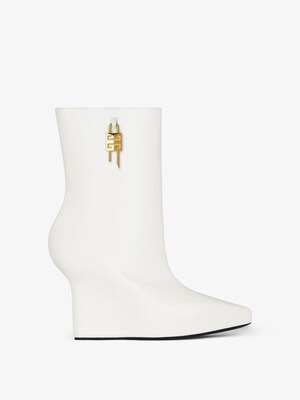 Luxury Boots & Booties Collection for Women | Givenchy US