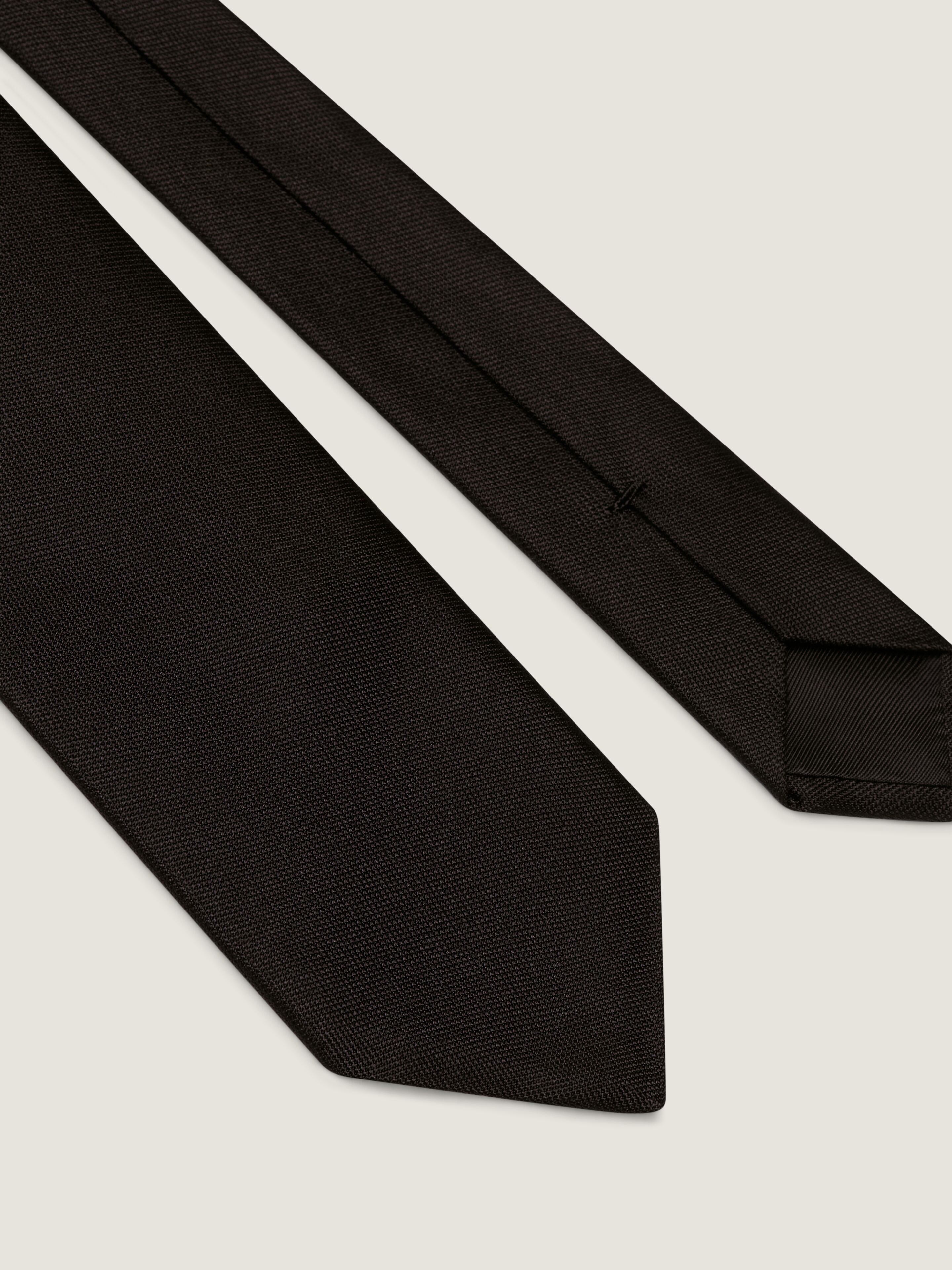 GIVENCHY tie in silk in - black | Givenchy US