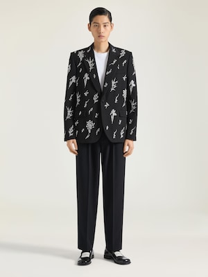 Veste simple boutonnage en laine avec cristaux brodés