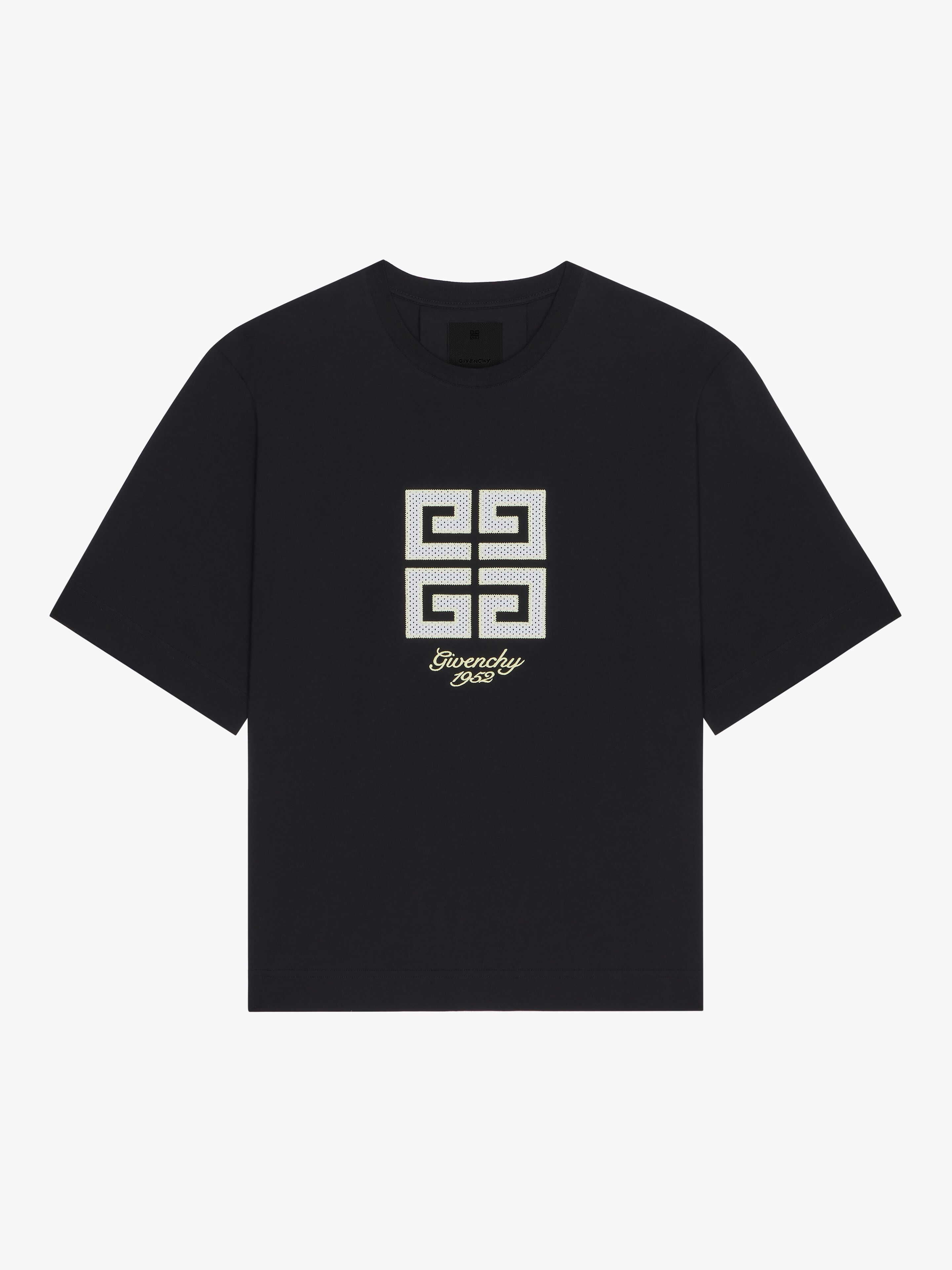 Shop Givenchy 4g T-shirt In Cotton In Black