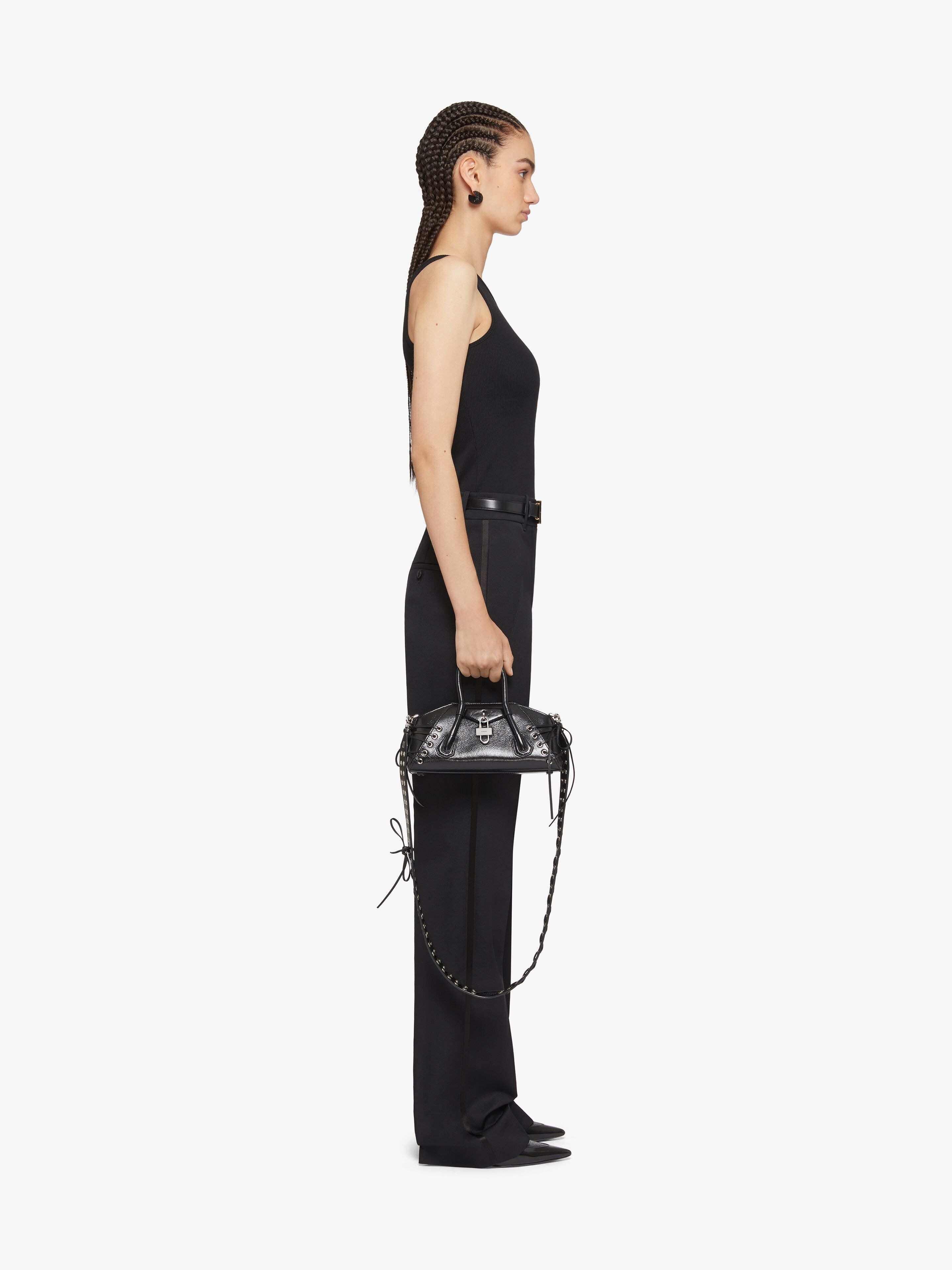 Asymmetric top in cotton with chain detail | Givenchy CA Asymmetric top in cotton with chain detail | Givenchy CA
