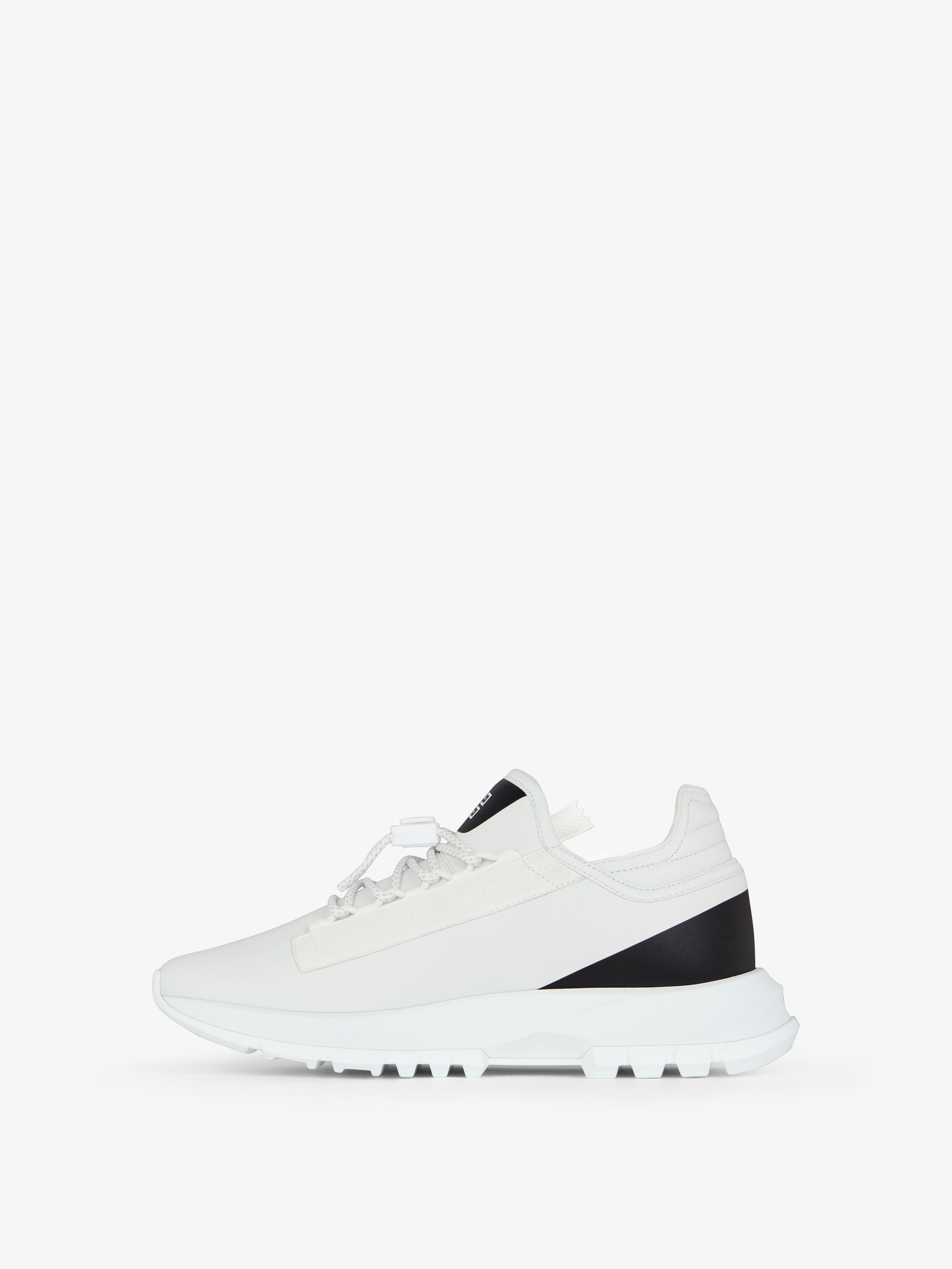 Spectre Runner Low With Zip - Black/Yellow – Feature