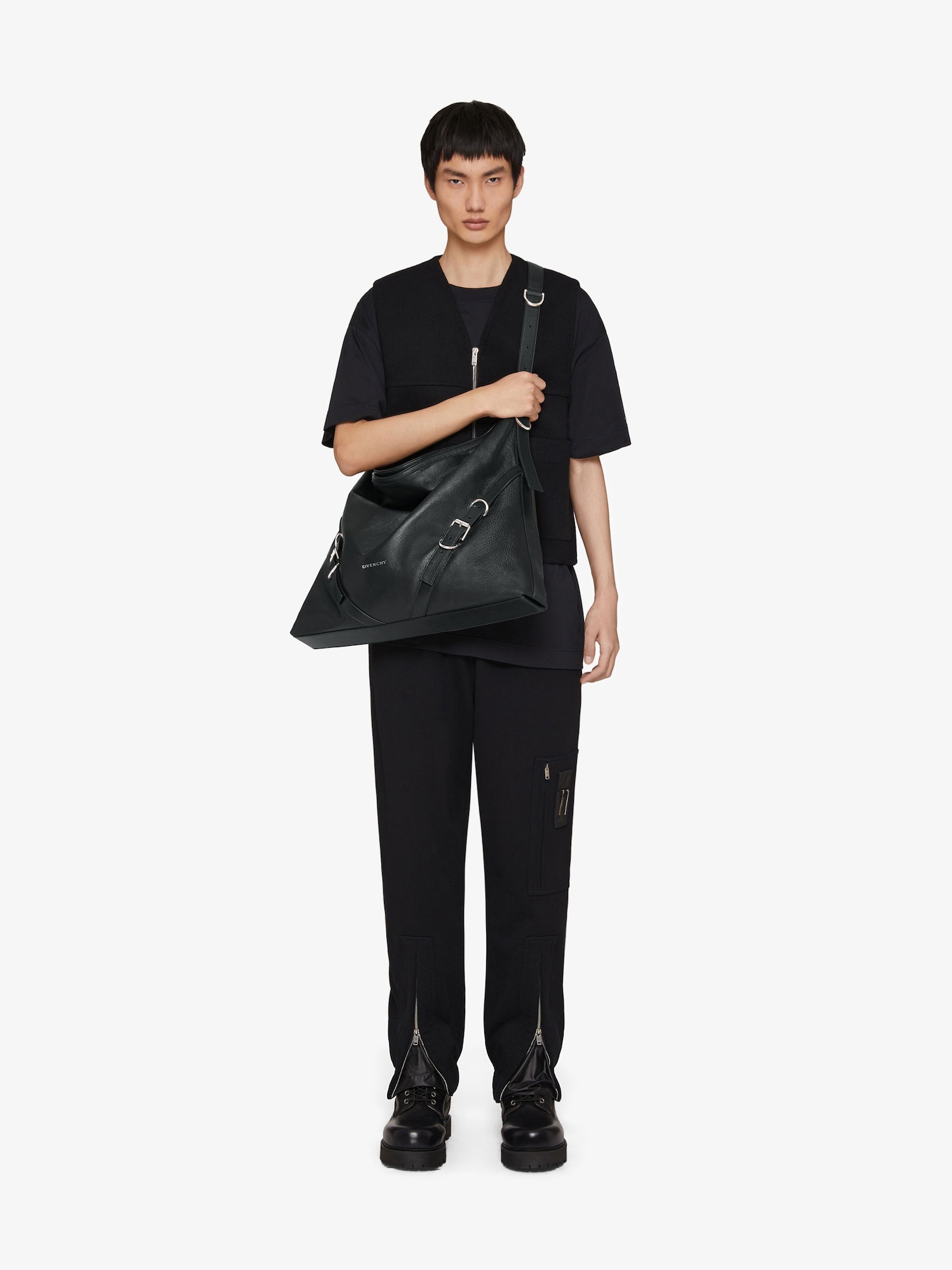 Large Voyou bag in grained leather | Givenchy US | Givenchy