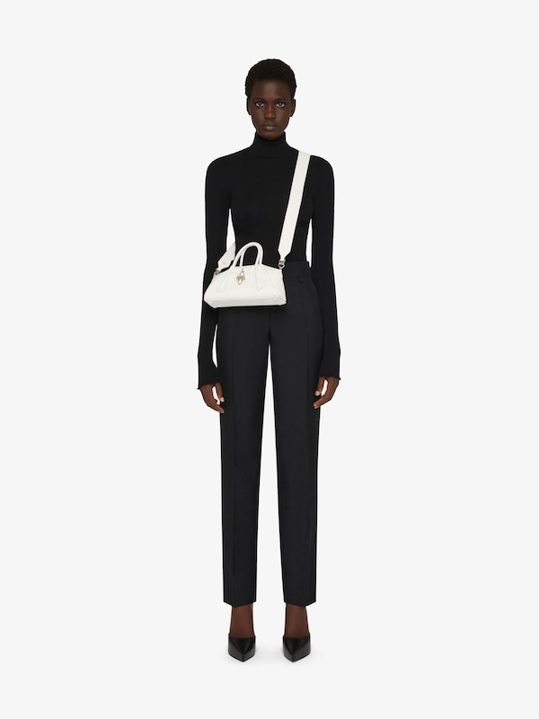 Givenchy Antigona Bags Collection for Women | Givenchy US