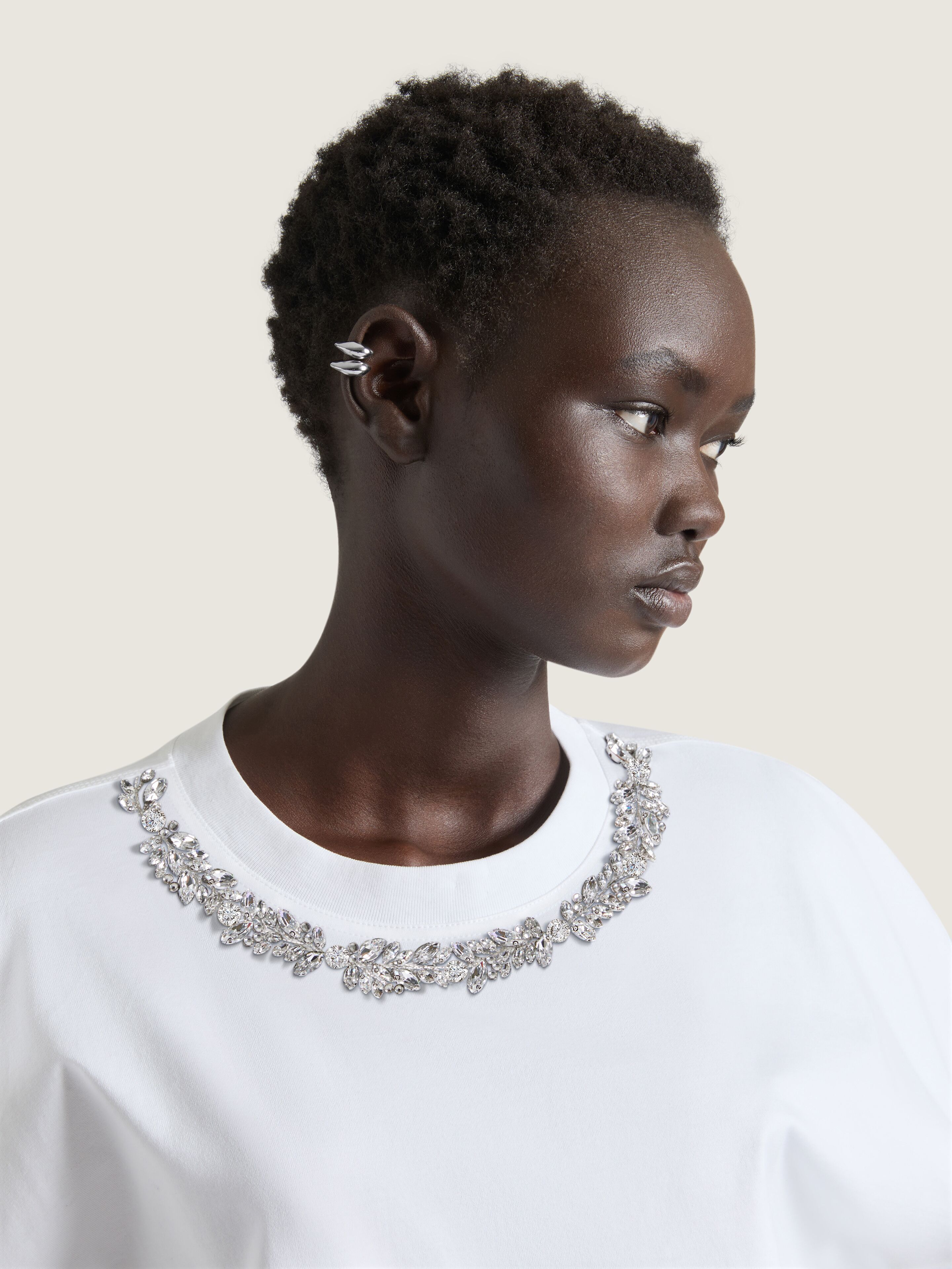 Boxy fit t-shirt in cotton with crystals | Givenchy US