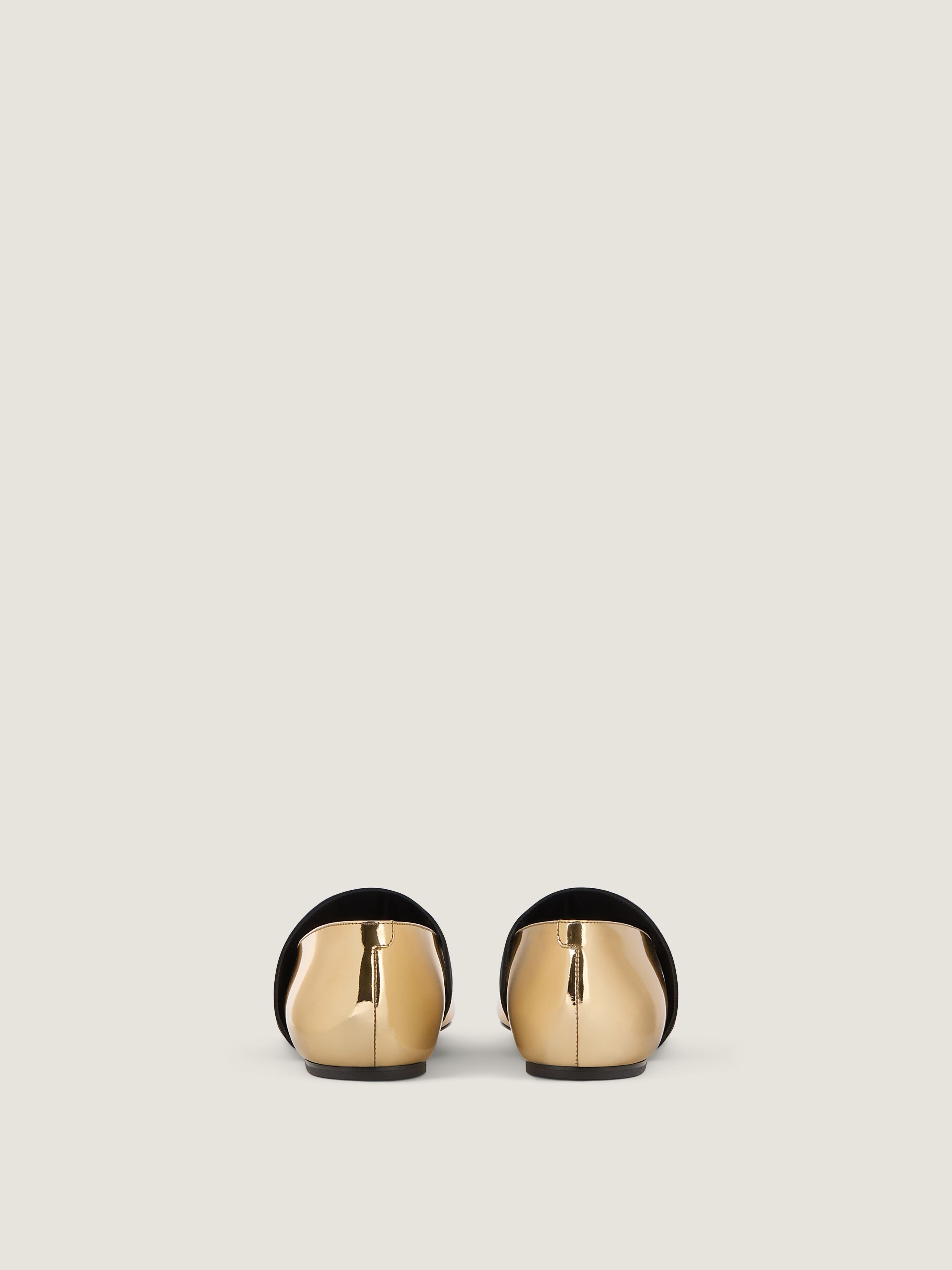 ジバンシードール Sliced Square ballerinas in mirror effect leather | Givenchy