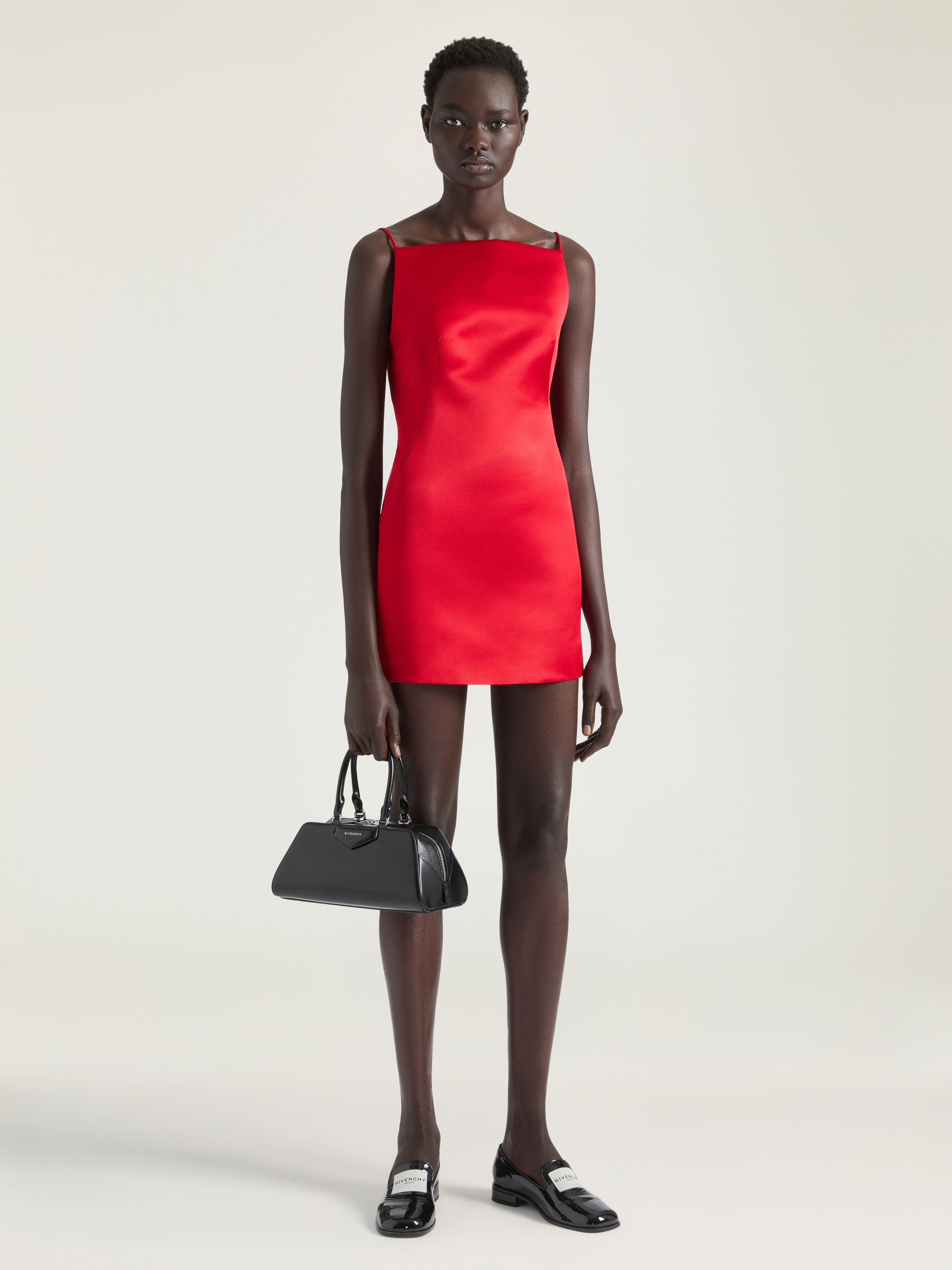 パーティードレス GIVENCHY BW22K71670 Dresses Sliced mini dress in satin in - vermillon | Givenchy US