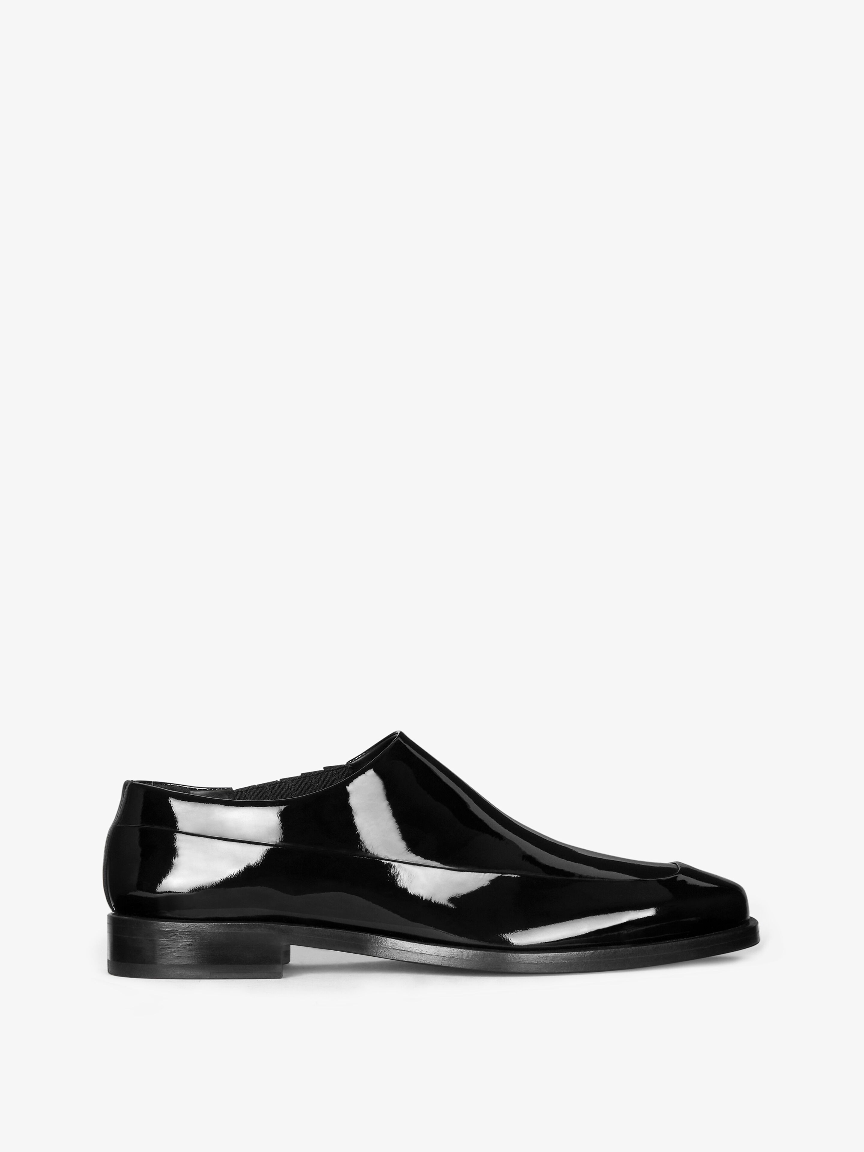 Shop Givenchy Derbies Squared En Cuir Vernis In Black