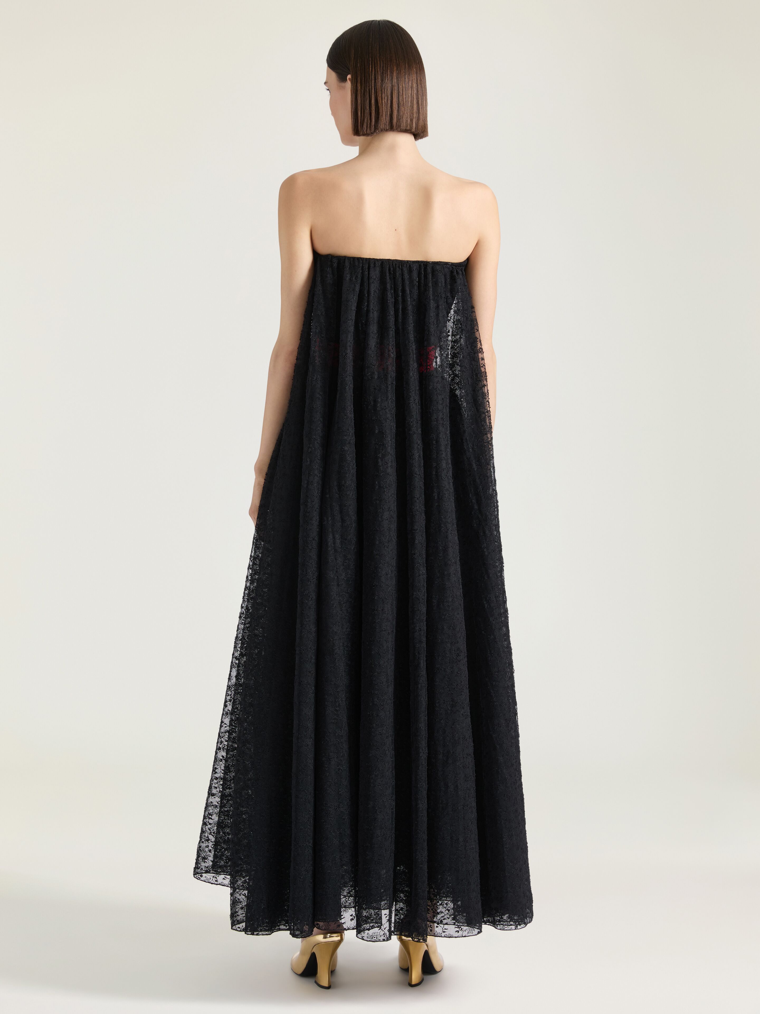 Bustier cape back evening dress in lace | Givenchy CA | Givenchy