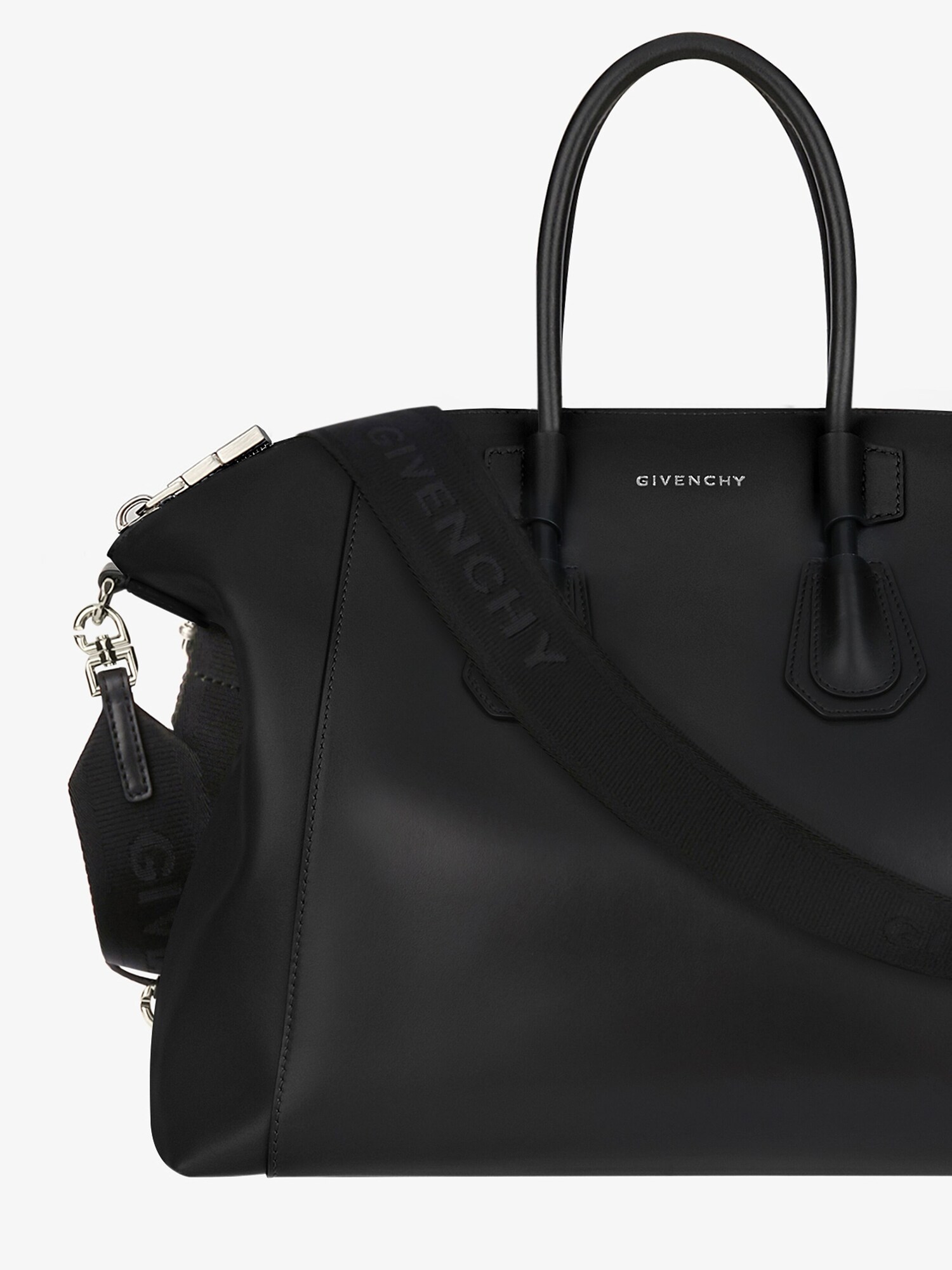 Small Antigona Sport bag in leather black Givenchy US