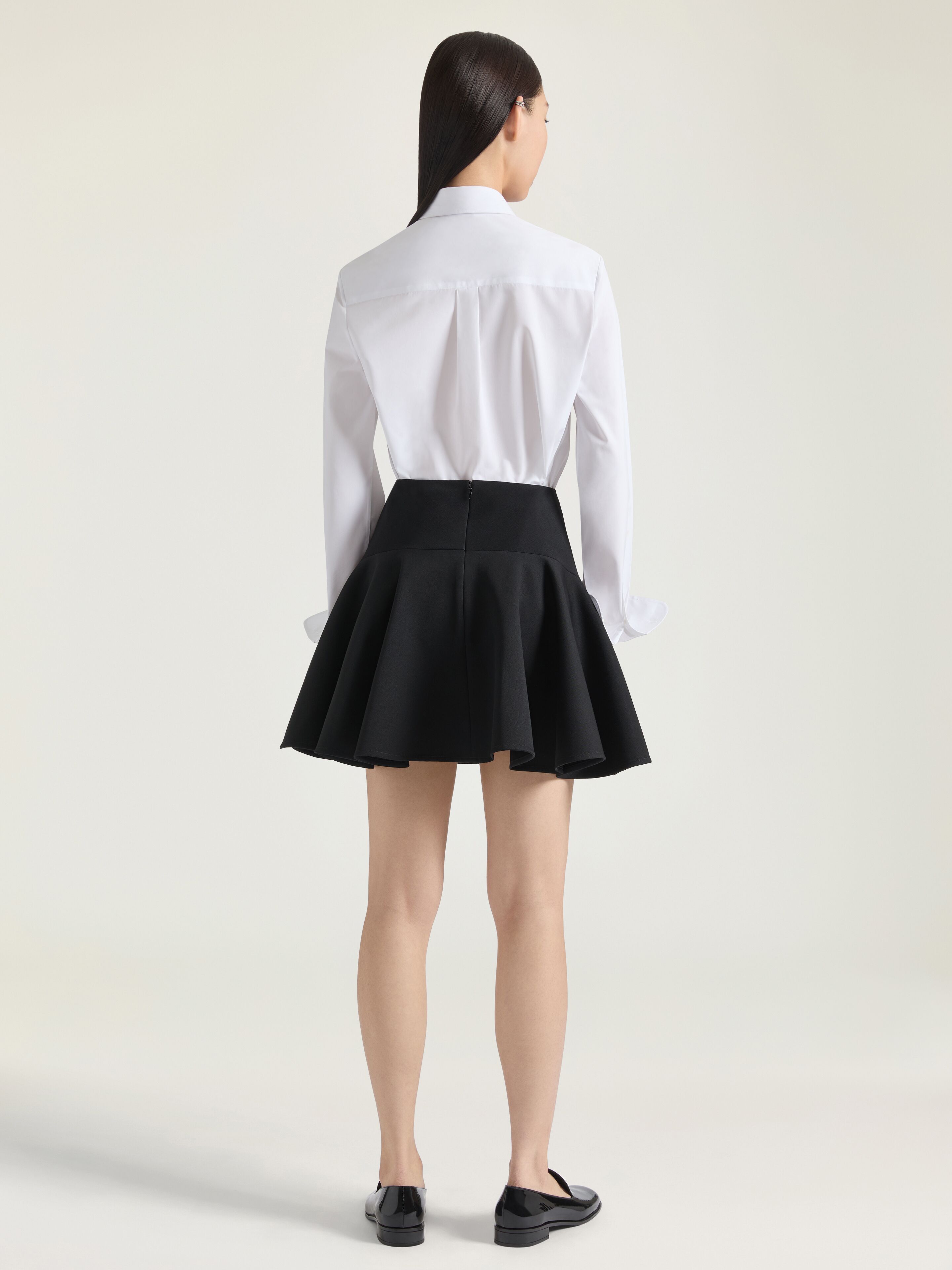 スカート GIVENCHY SKIRT (BW40RA14RQ 001) Givenchy 4G Liquid-detail Wool Skirt | Black | FARFETCH