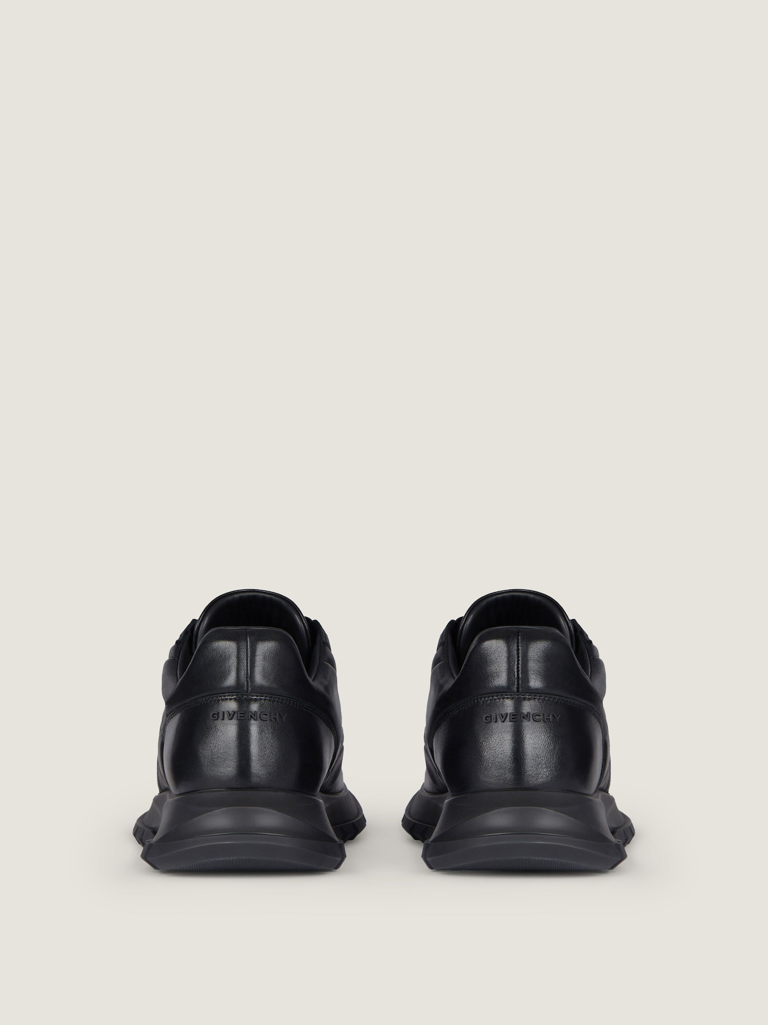 Trainers sneakers in shiny padded leather in - black - BH00AYH1WH 
