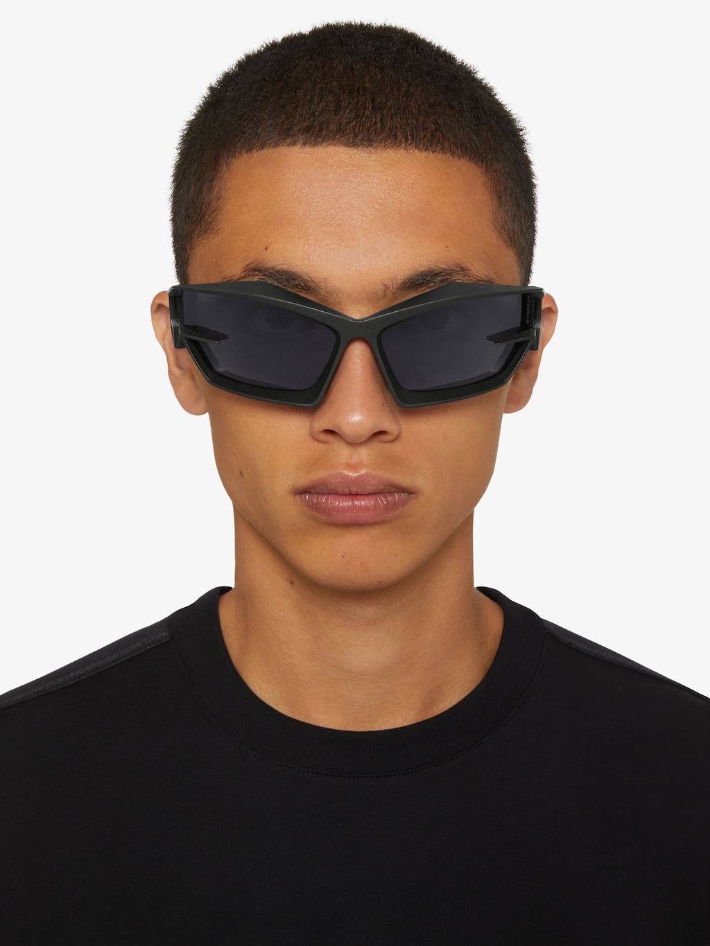Giv Cut sunglasses in nylon - black | Givenchy US