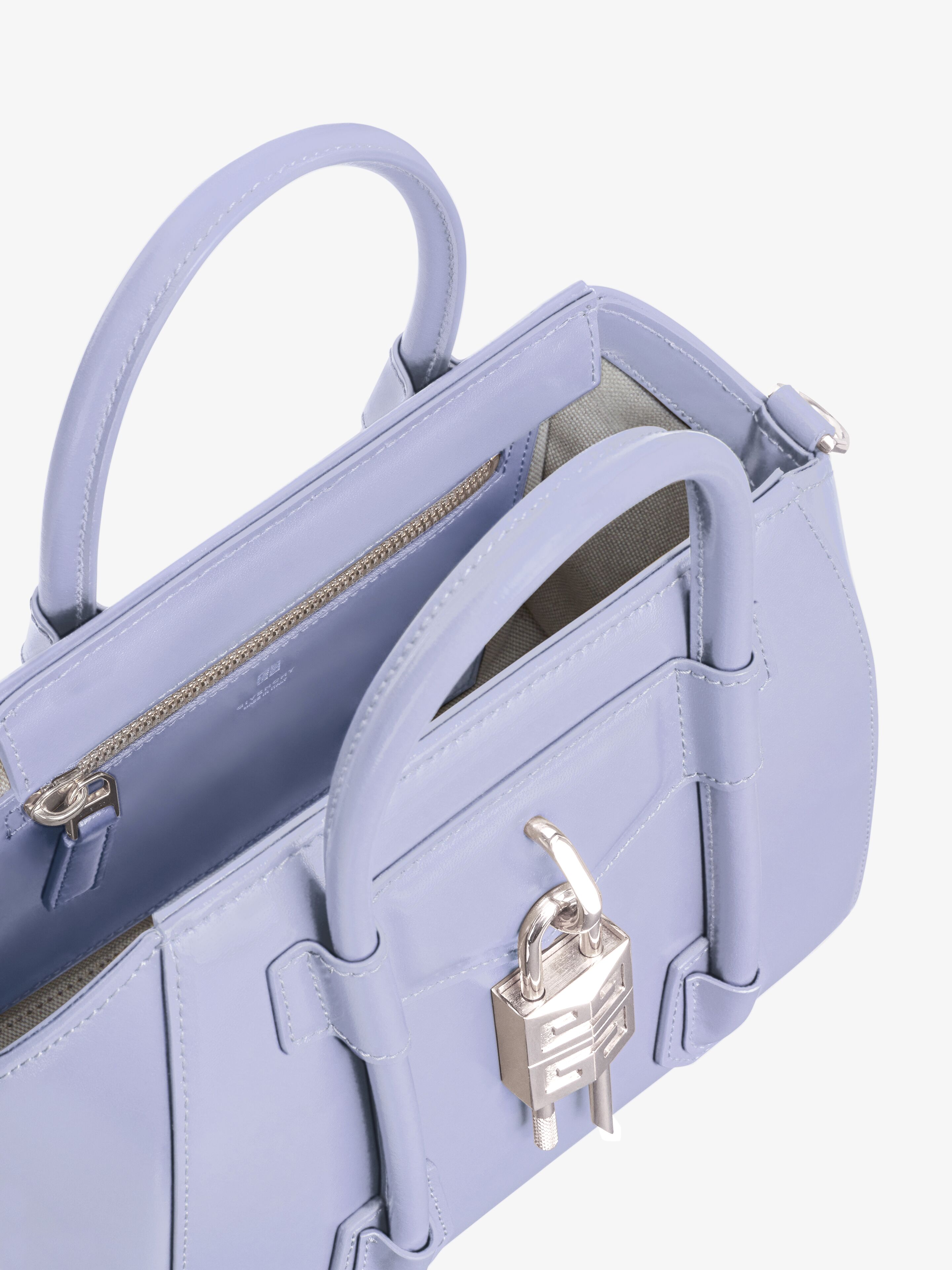 ハンドバッグ GIVENCHY LILAC LEATHER MINI ANTIGONA HANDBAG Mini Antigona Lock bag in Box leather in - lavender
