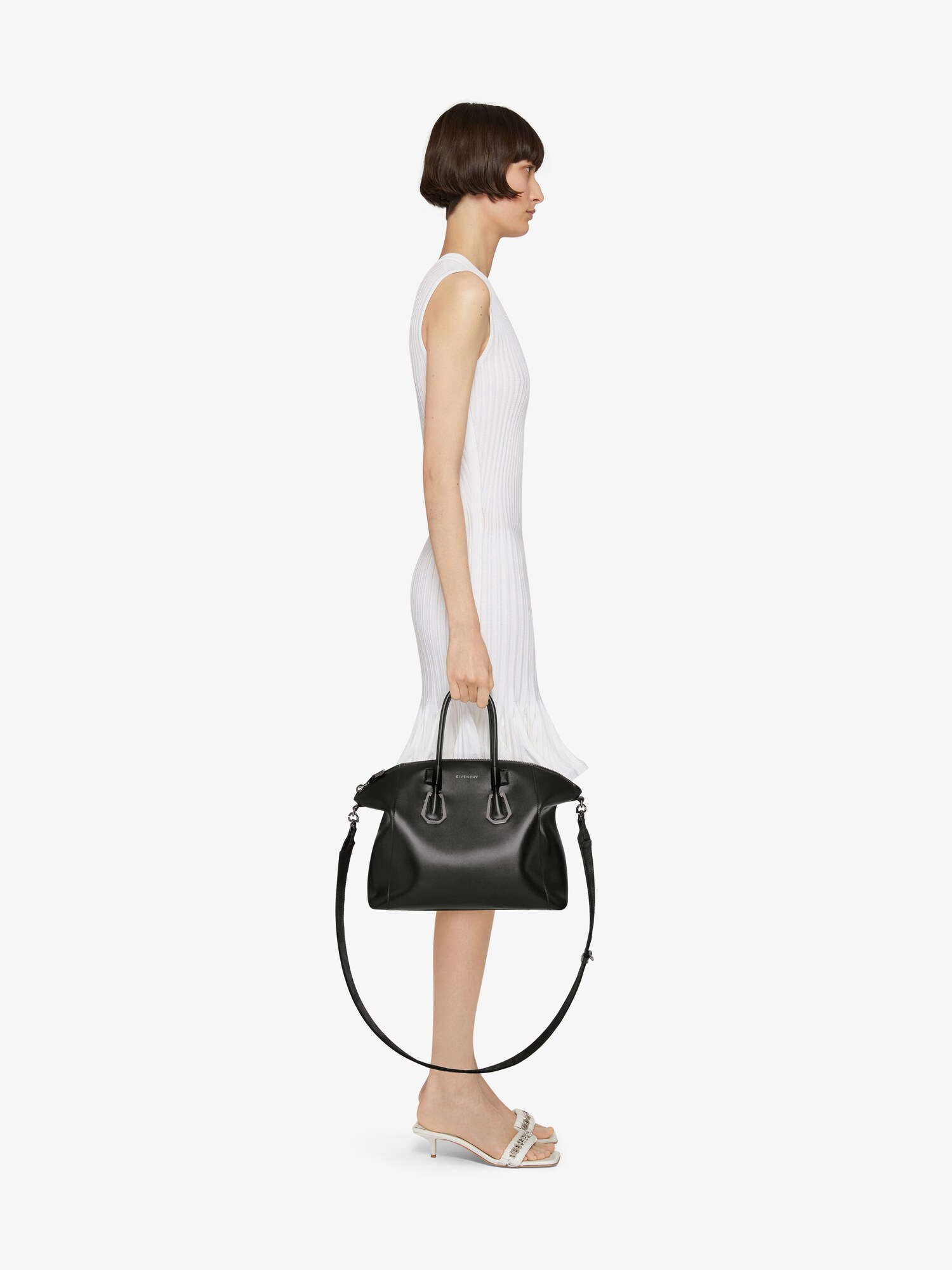 Small Antigona Sport bag in leather with metallic details