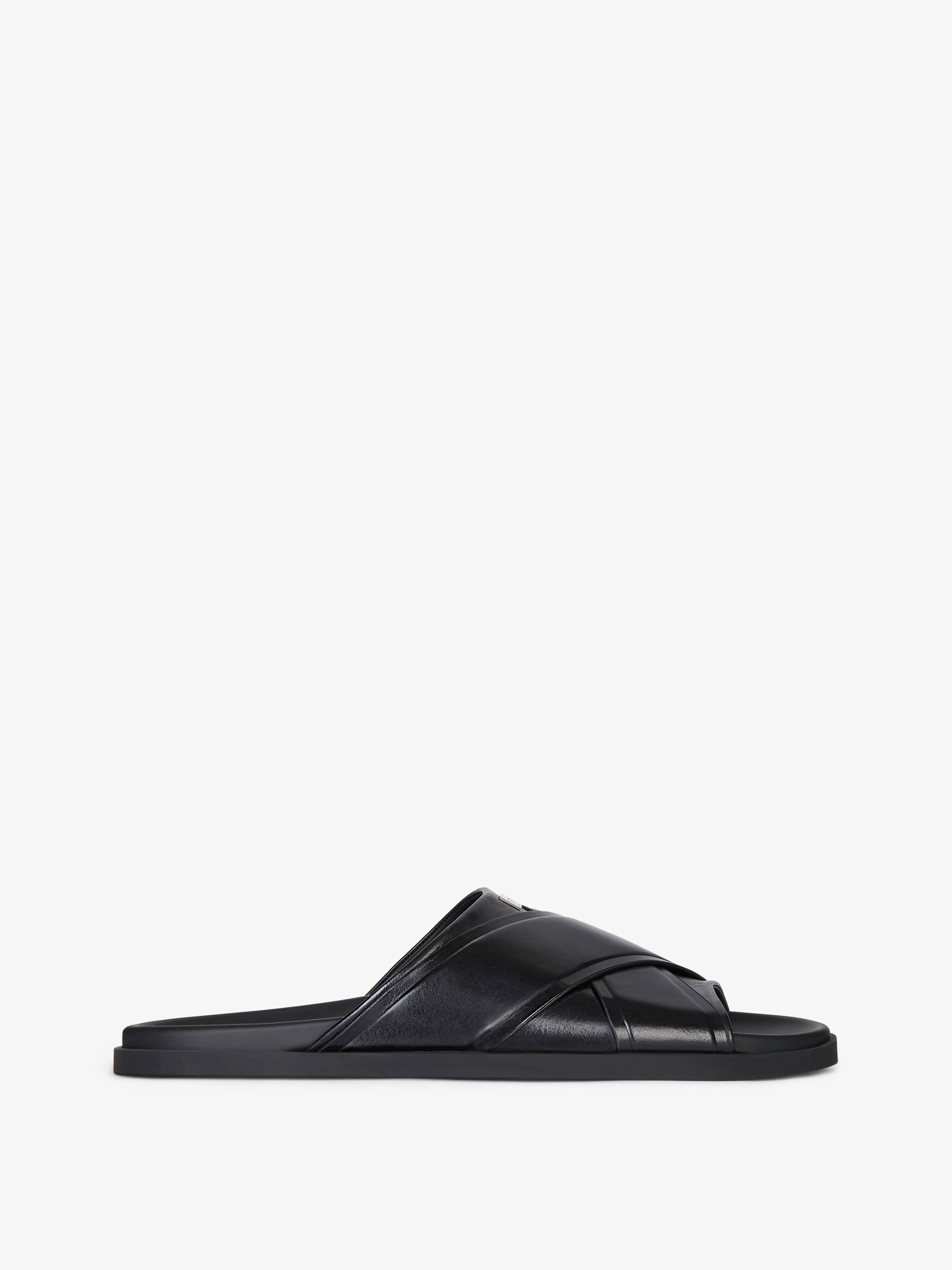 Shop Givenchy G Plage Flat Sandals In Leather In Black