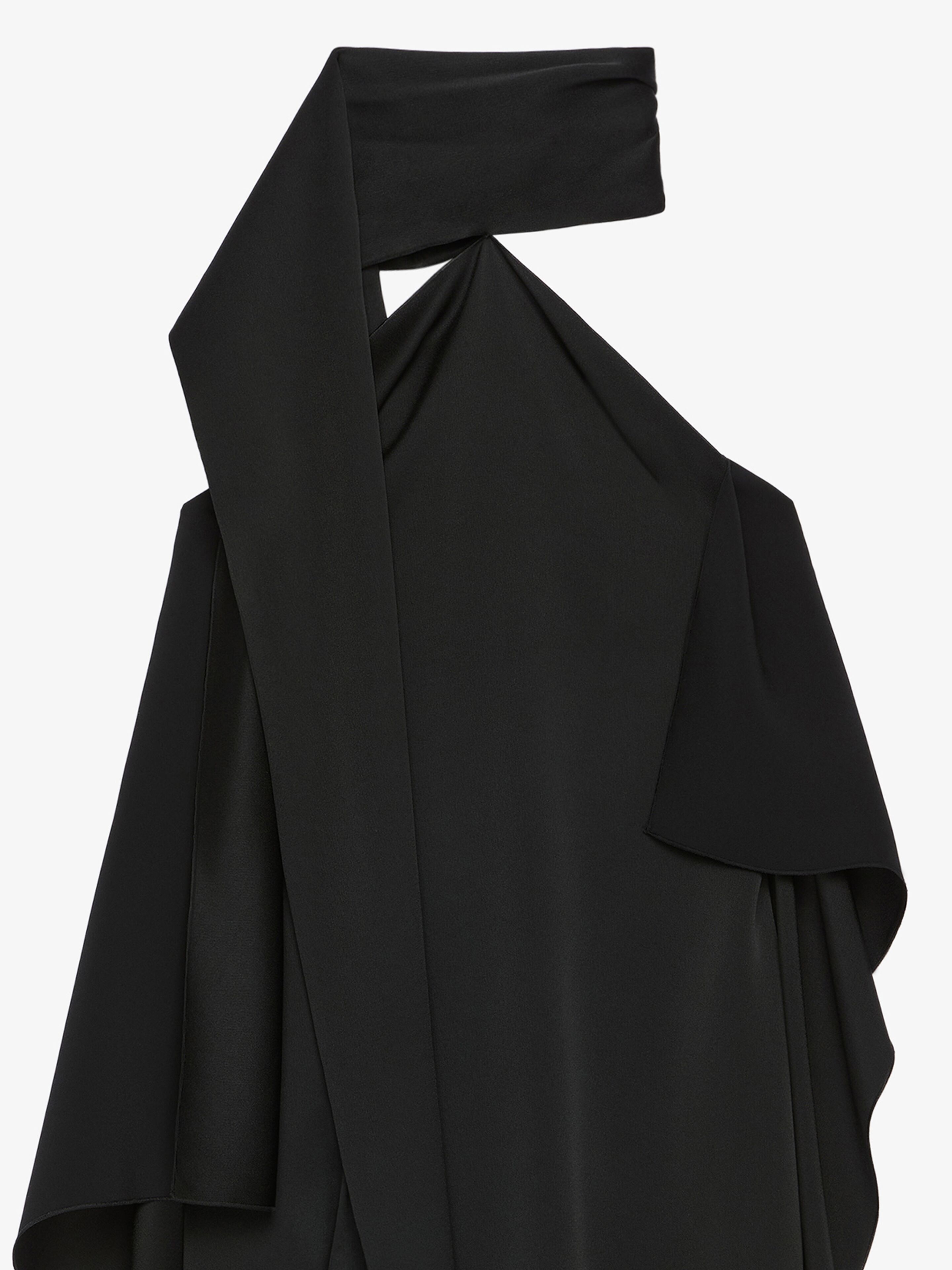ワンピース GIVENCHY SS24 Black crepe dress (BW21TS14N6 001) GIVENCHY Open-back ruched crepe gown | NET-A-PORTER