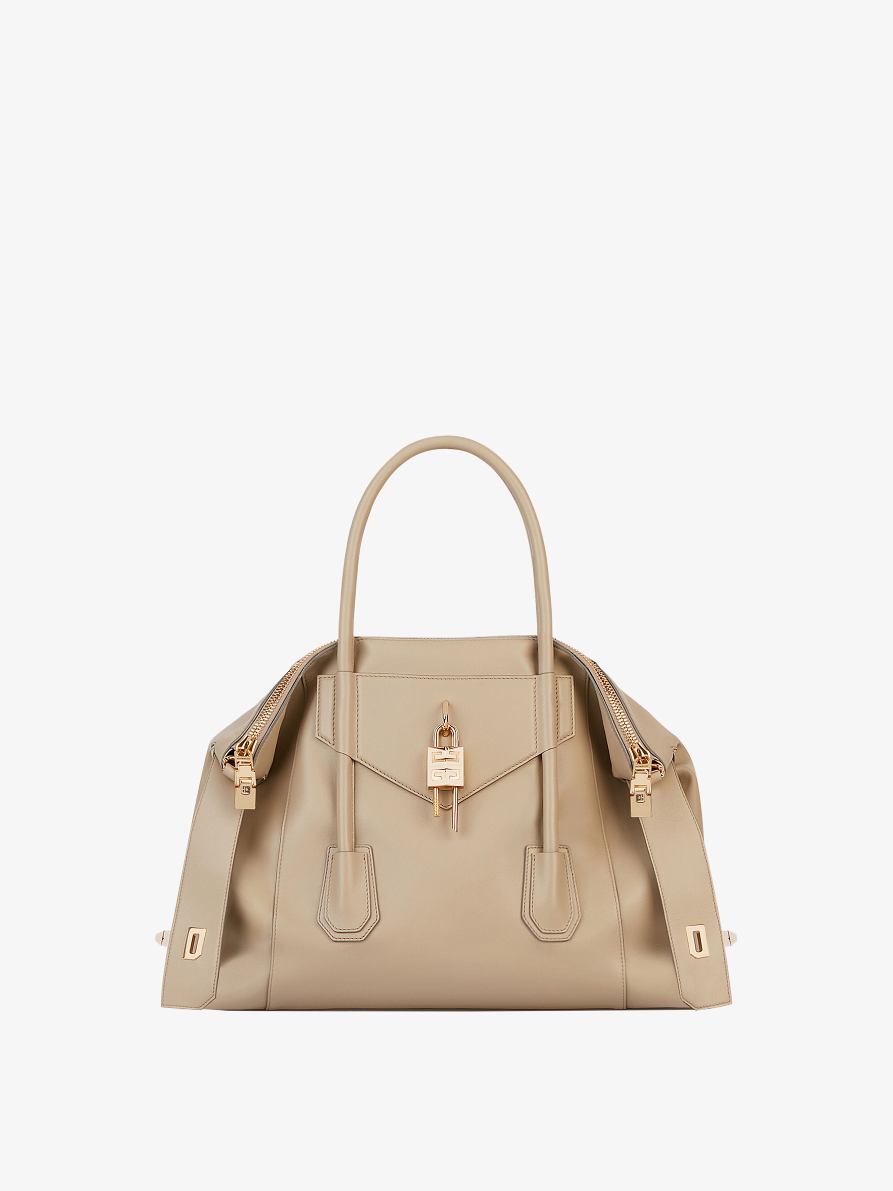 Medium Antigona Soft Lock bag in smooth leather in - beige